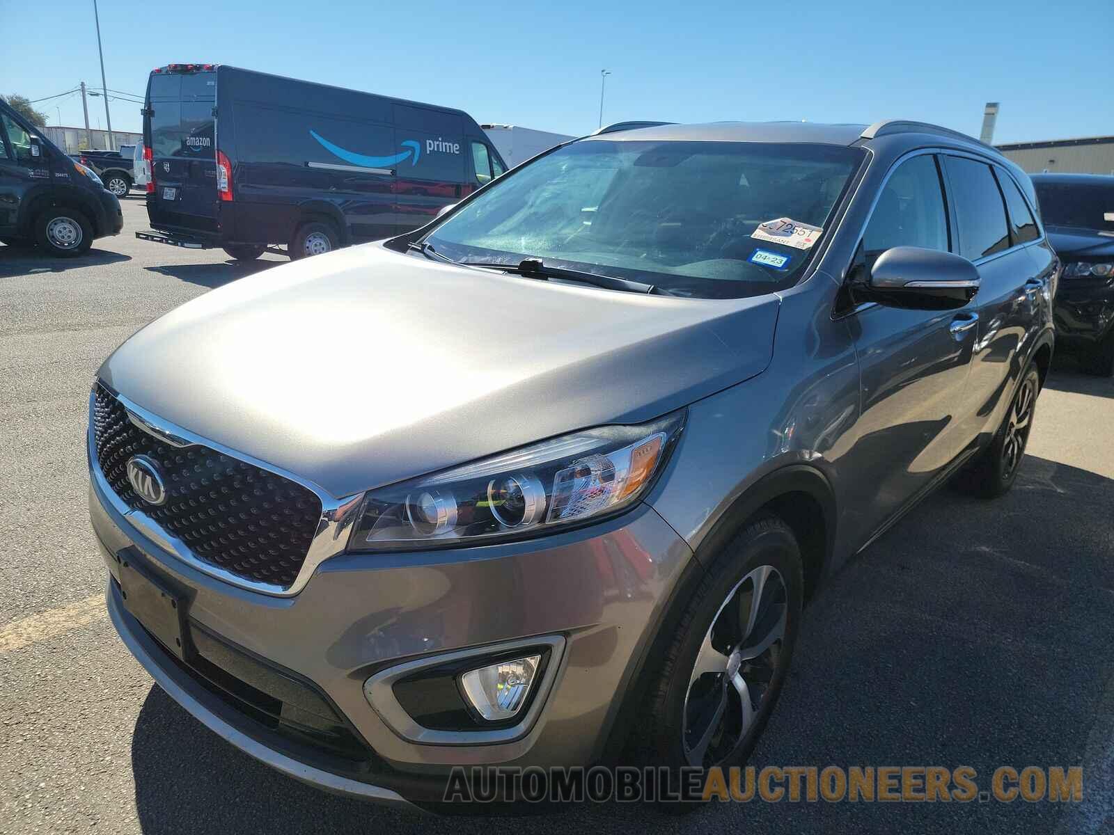 5XYPH4A12GG037125 Kia Sorento 2016