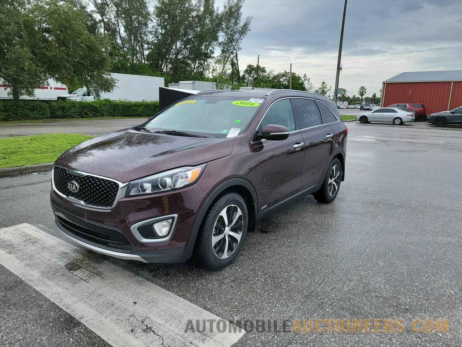 5XYPHDA19GG009497 Kia Sorento 2016