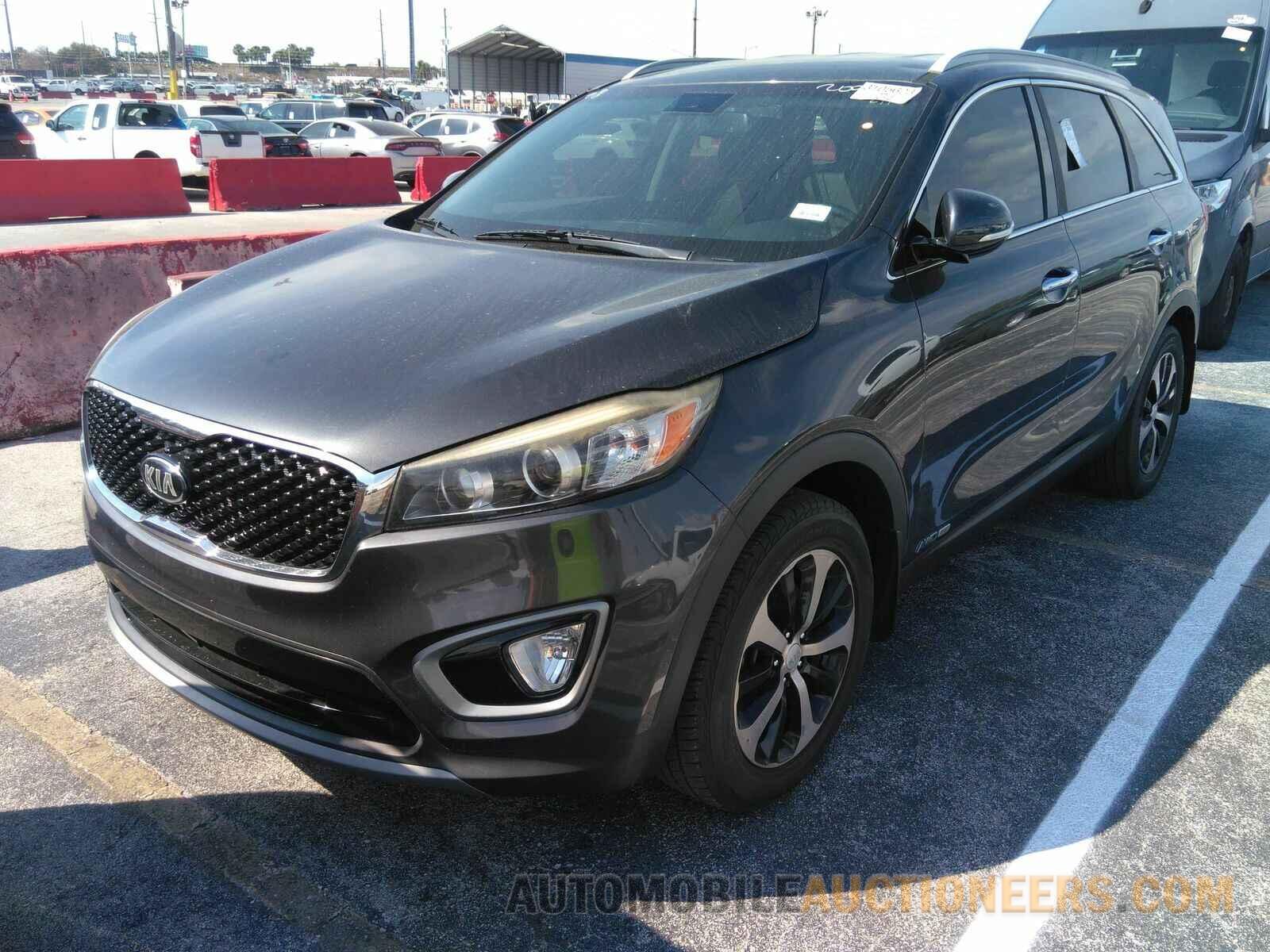 5XYPHDA53GG098504 Kia Sorento 2016