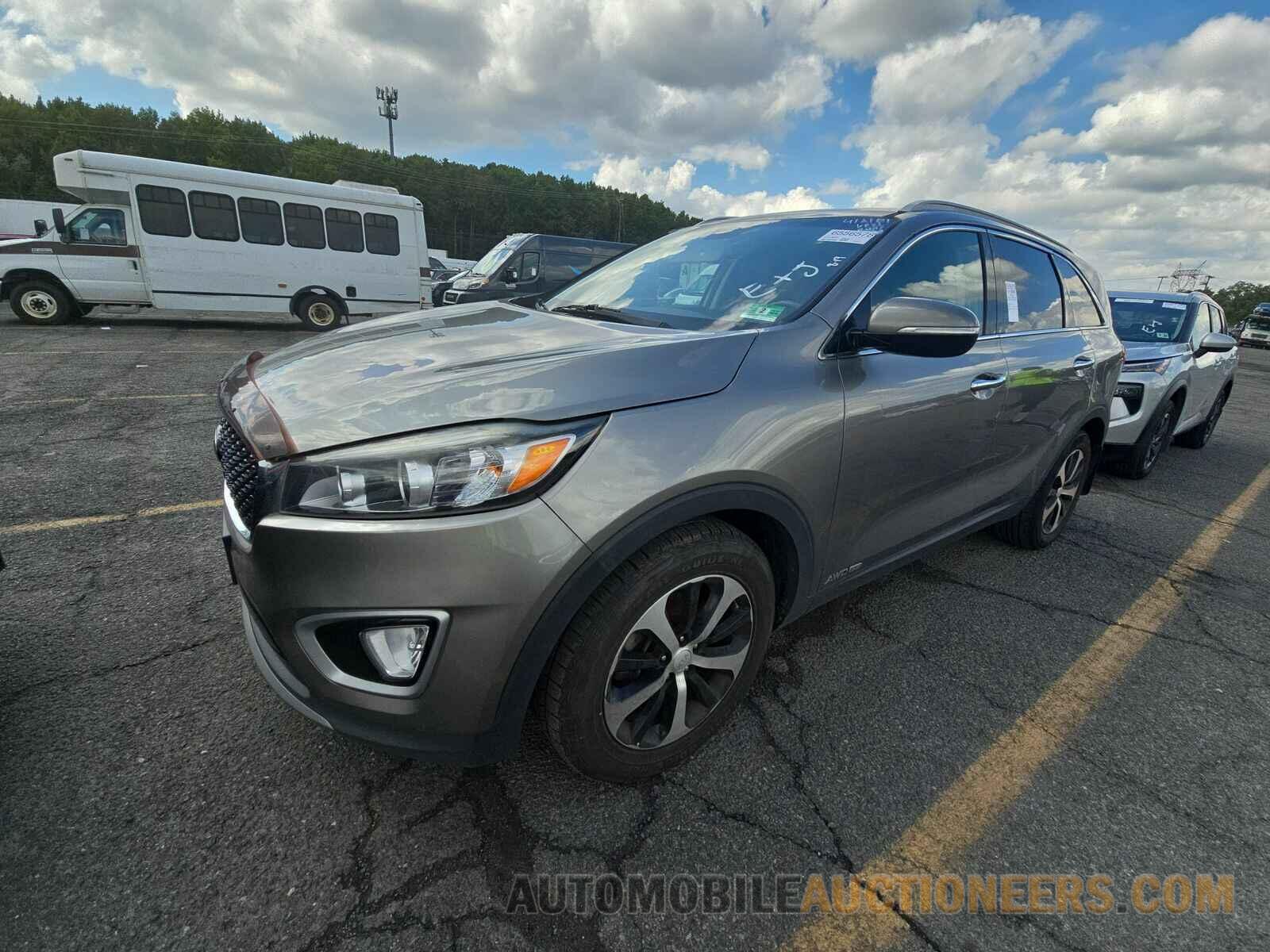 5XYPHDA55JG412161 Kia Sorento 2018