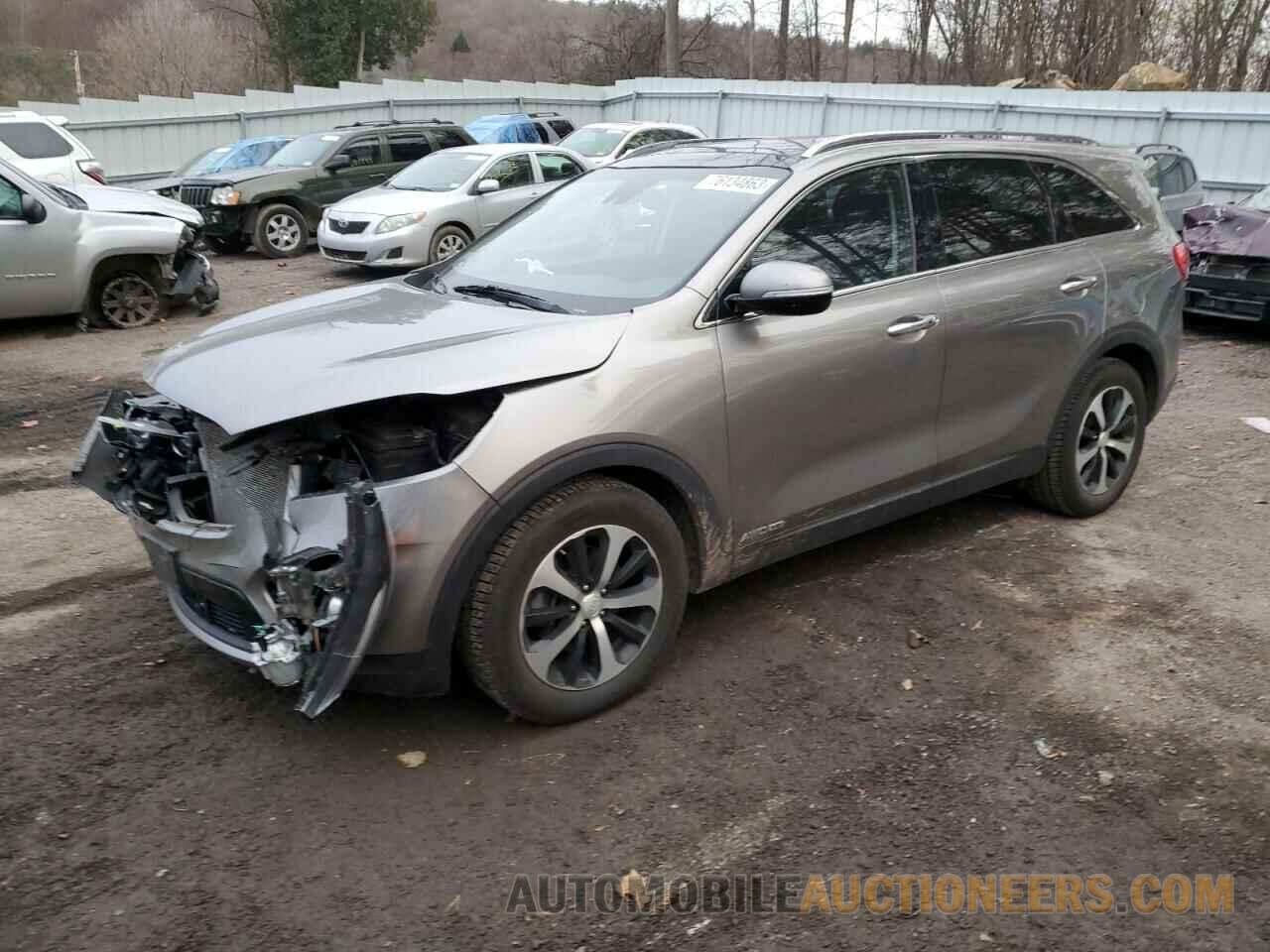 5XYPHDA56JG421774 KIA SORENTO 2018