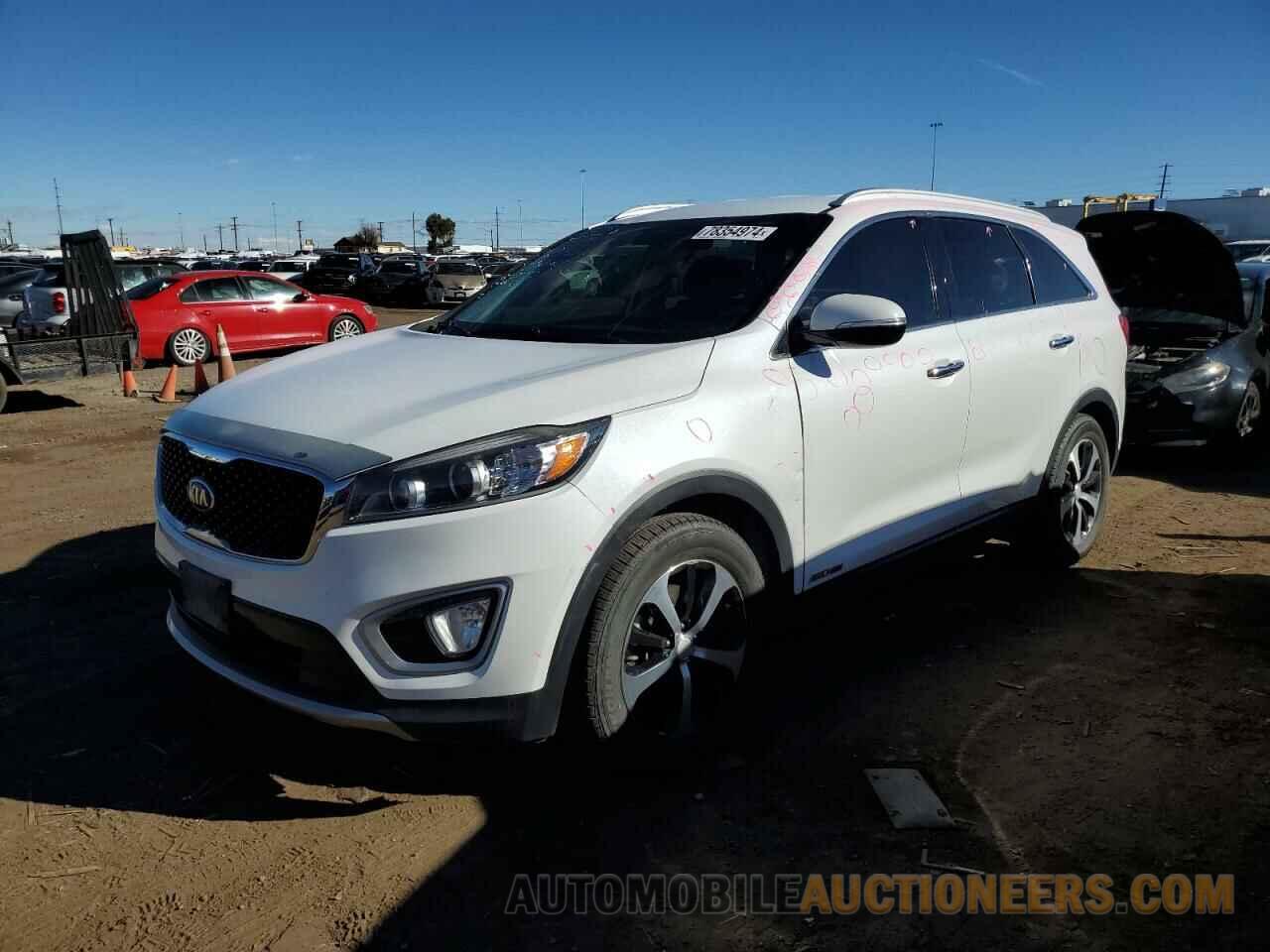 5XYPHDA57JG369331 KIA SORENTO 2018