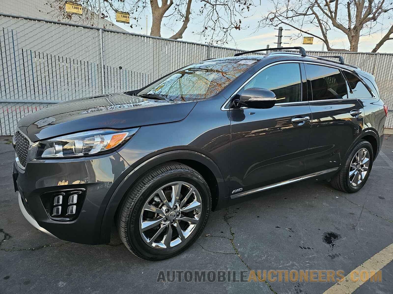 5XYPKDA54JG400147 Kia Sorento 2018