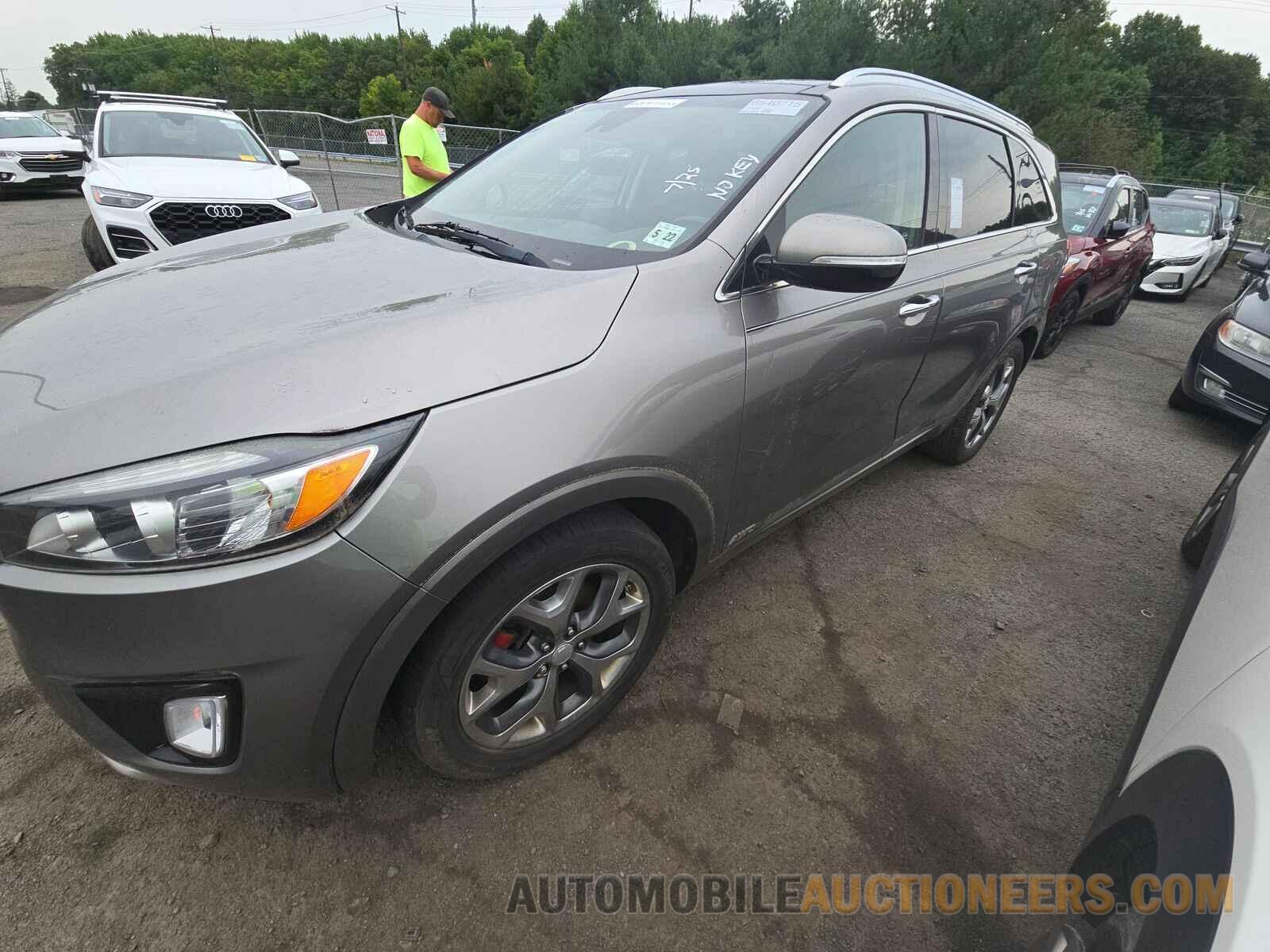 5XYPKDA58HG314351 Kia Sorento 2017