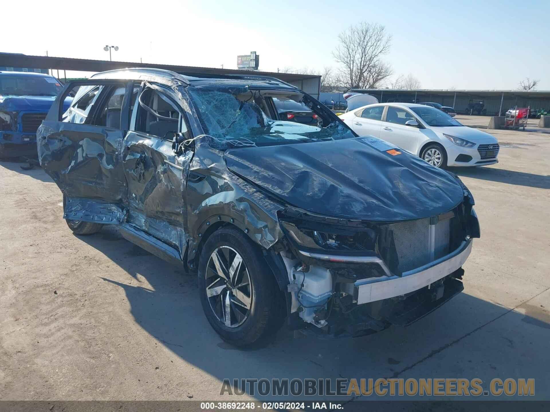 5XYRH4LF2PG211860 KIA SORENTO 2023