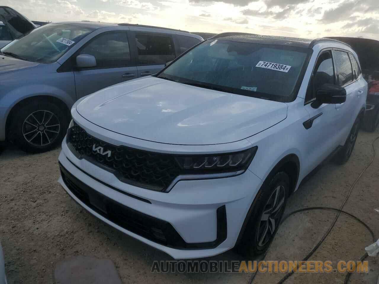 5XYRH4LF5PG208726 KIA SORENTO 2023