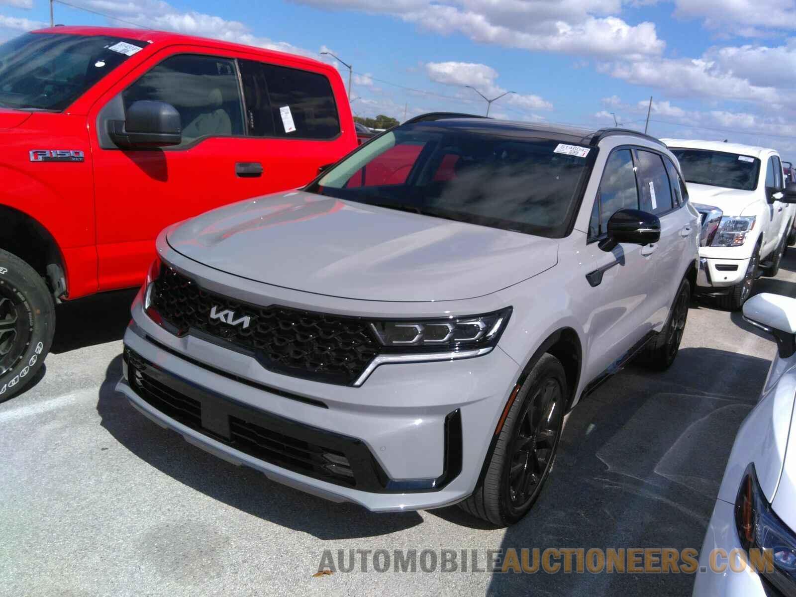 5XYRK4LF9NG137805 Kia Sorento 2022