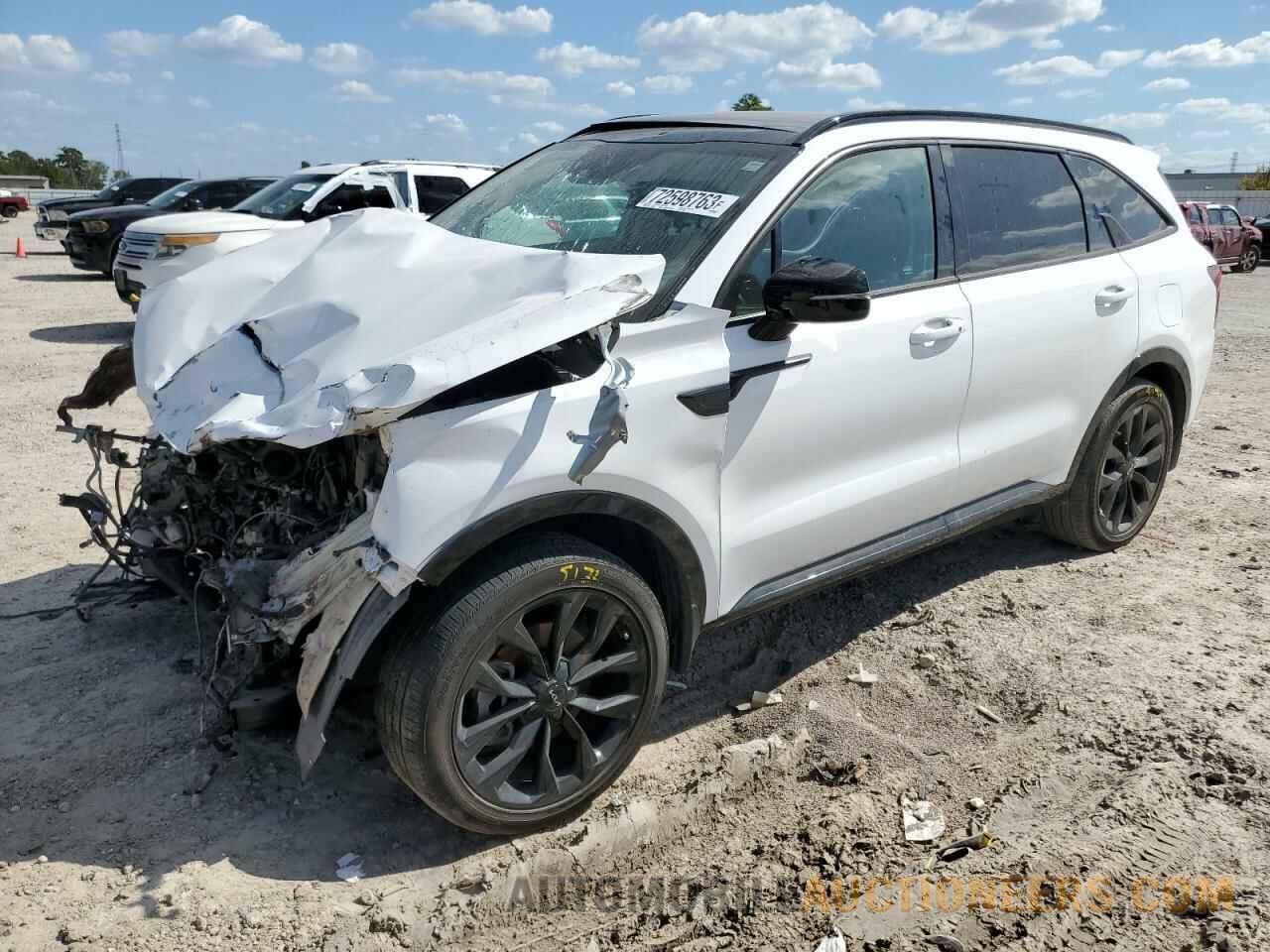 5XYRKDLF3NG117002 KIA SORENTO 2022