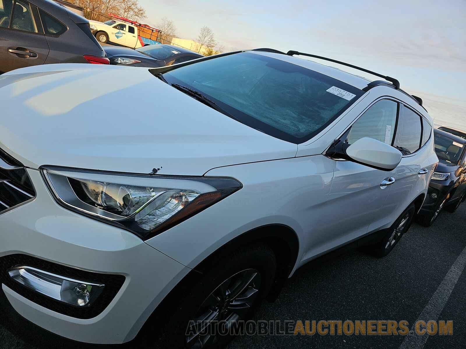 5XYZUDLB0GG324232 Hyundai Santa Fe 2016