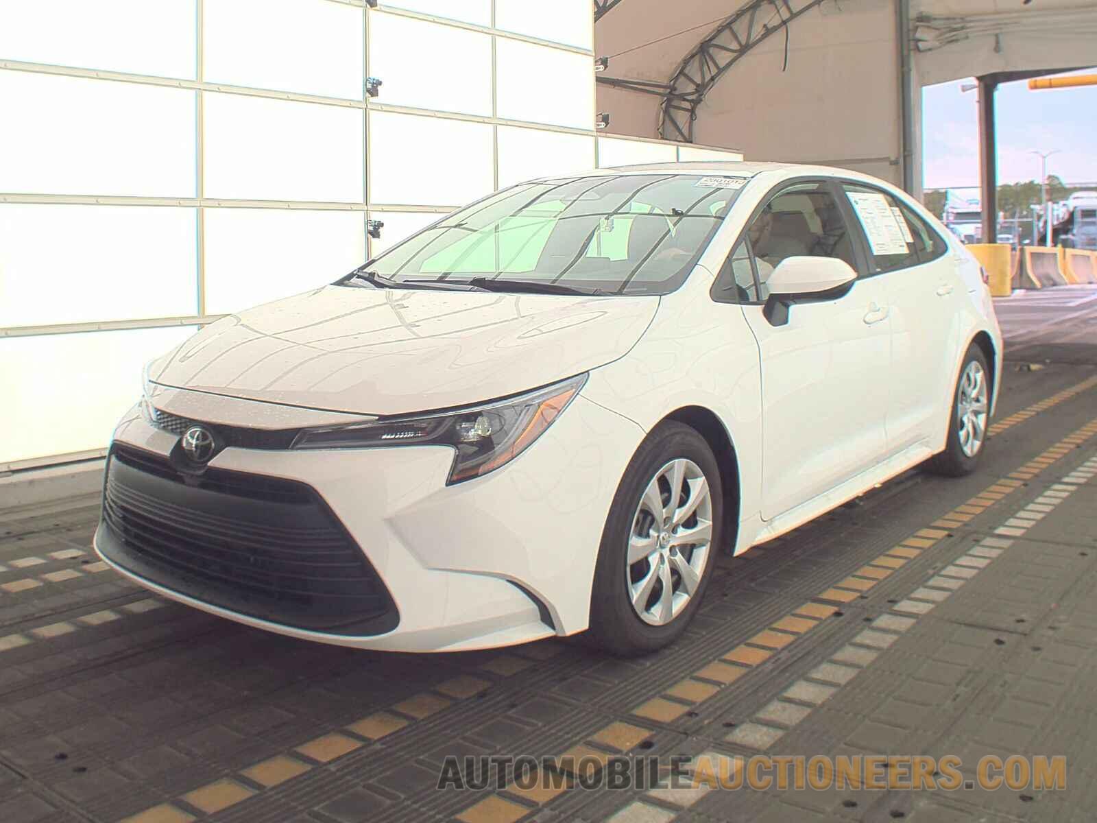 5YFB4MDE0RP082146 Toyota Corolla LE 2024