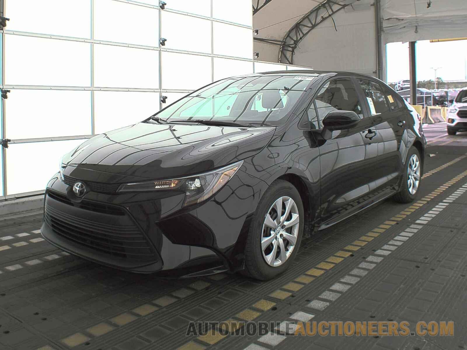 5YFB4MDE2PP028635 Toyota Corolla LE 2023