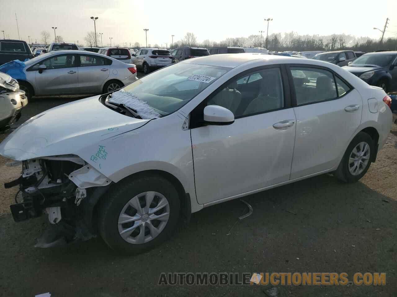 5YFBPRHE7JP764279 TOYOTA COROLLA 2018