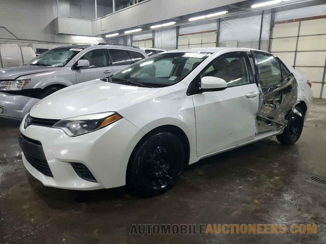 5YFBPRHE8FP261125 TOYOTA COROLLA 2015