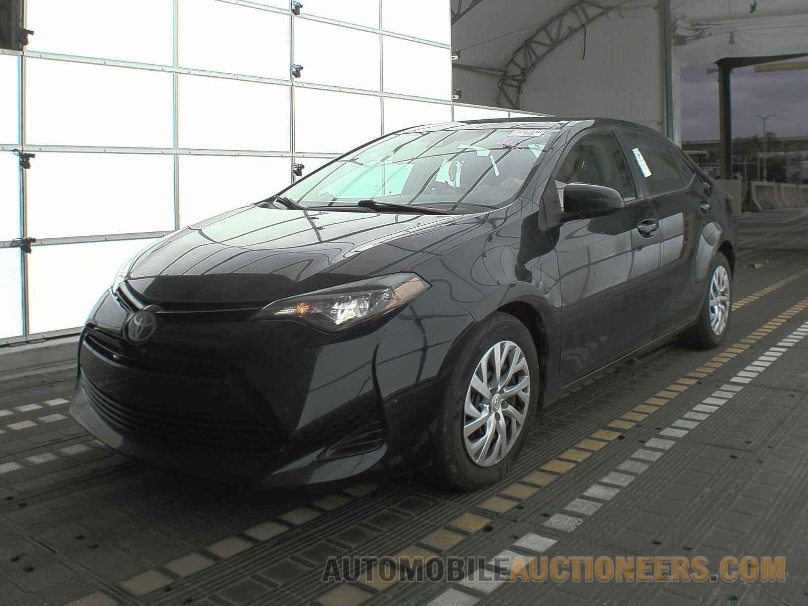 5YFBURHE1KP934386 Toyota Corolla LE 2019