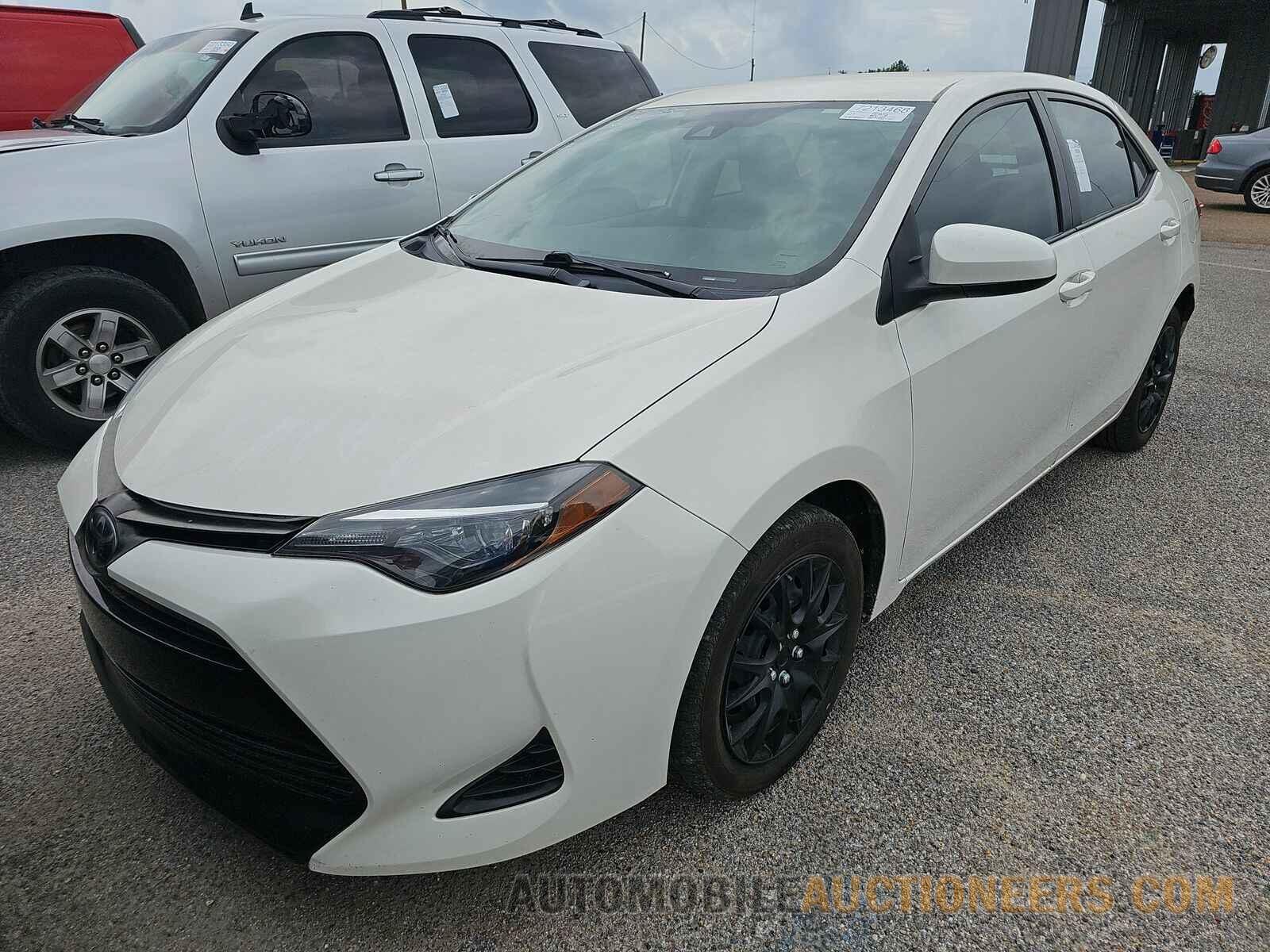 5YFBURHE1KP946330 Toyota Corolla LE 2019