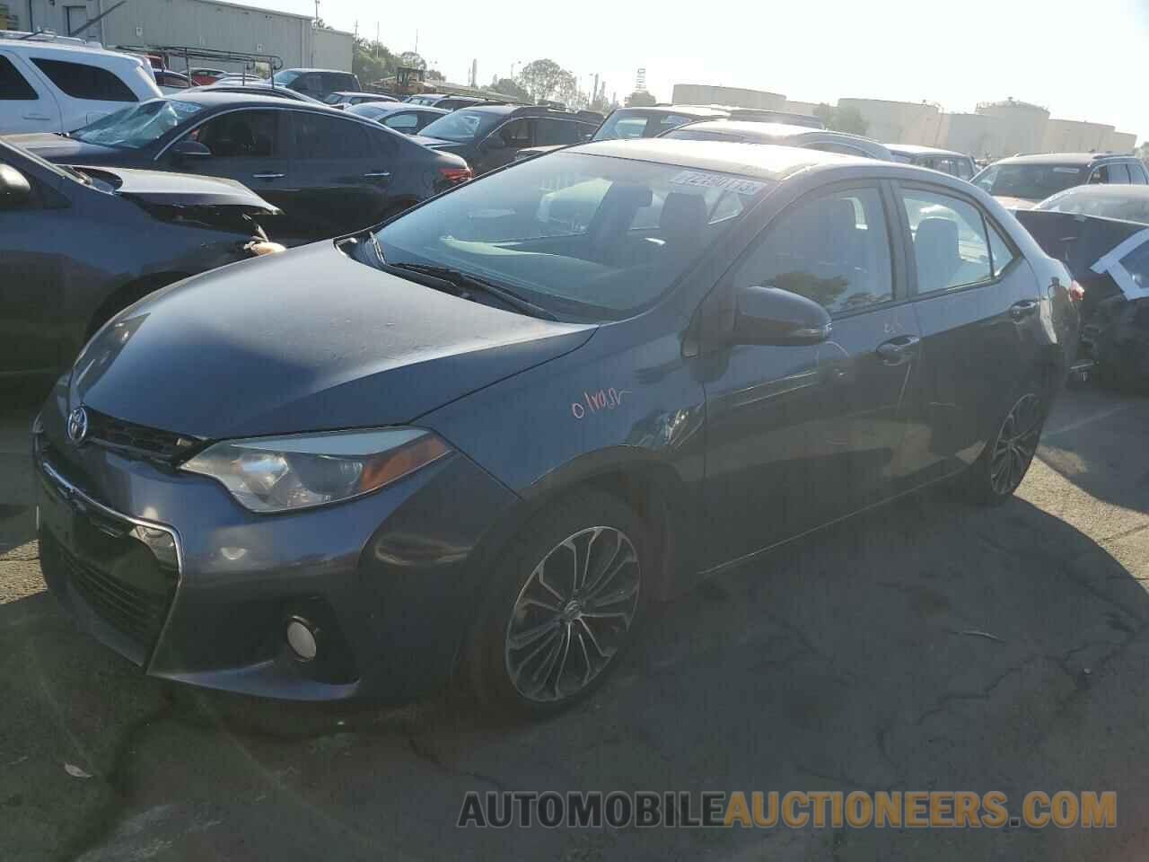 5YFBURHE2FP180243 TOYOTA COROLLA 2015