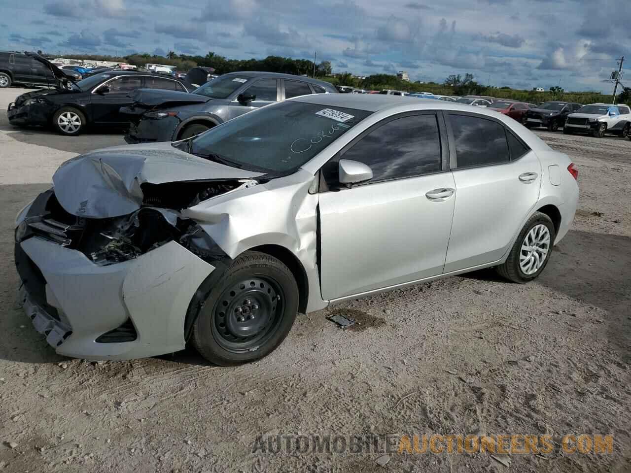 5YFBURHE2JP811873 TOYOTA COROLLA 2018