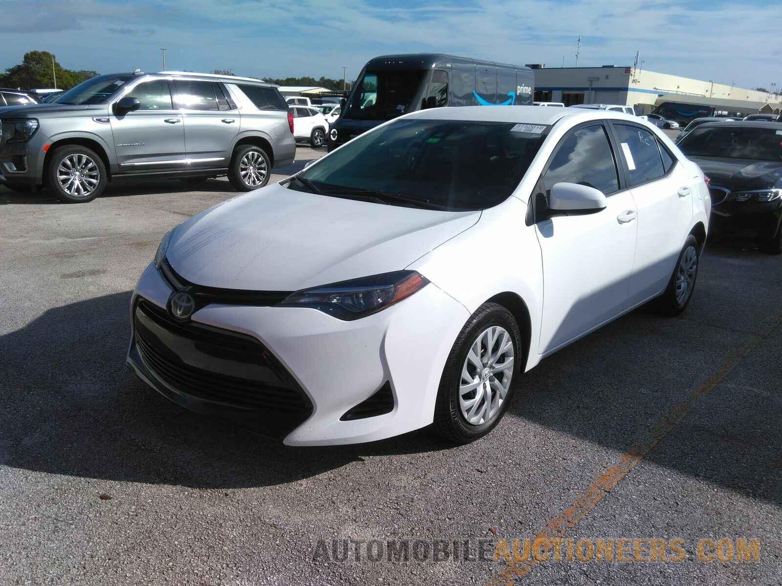 5YFBURHE3JP852089 Toyota Corolla LE 2018