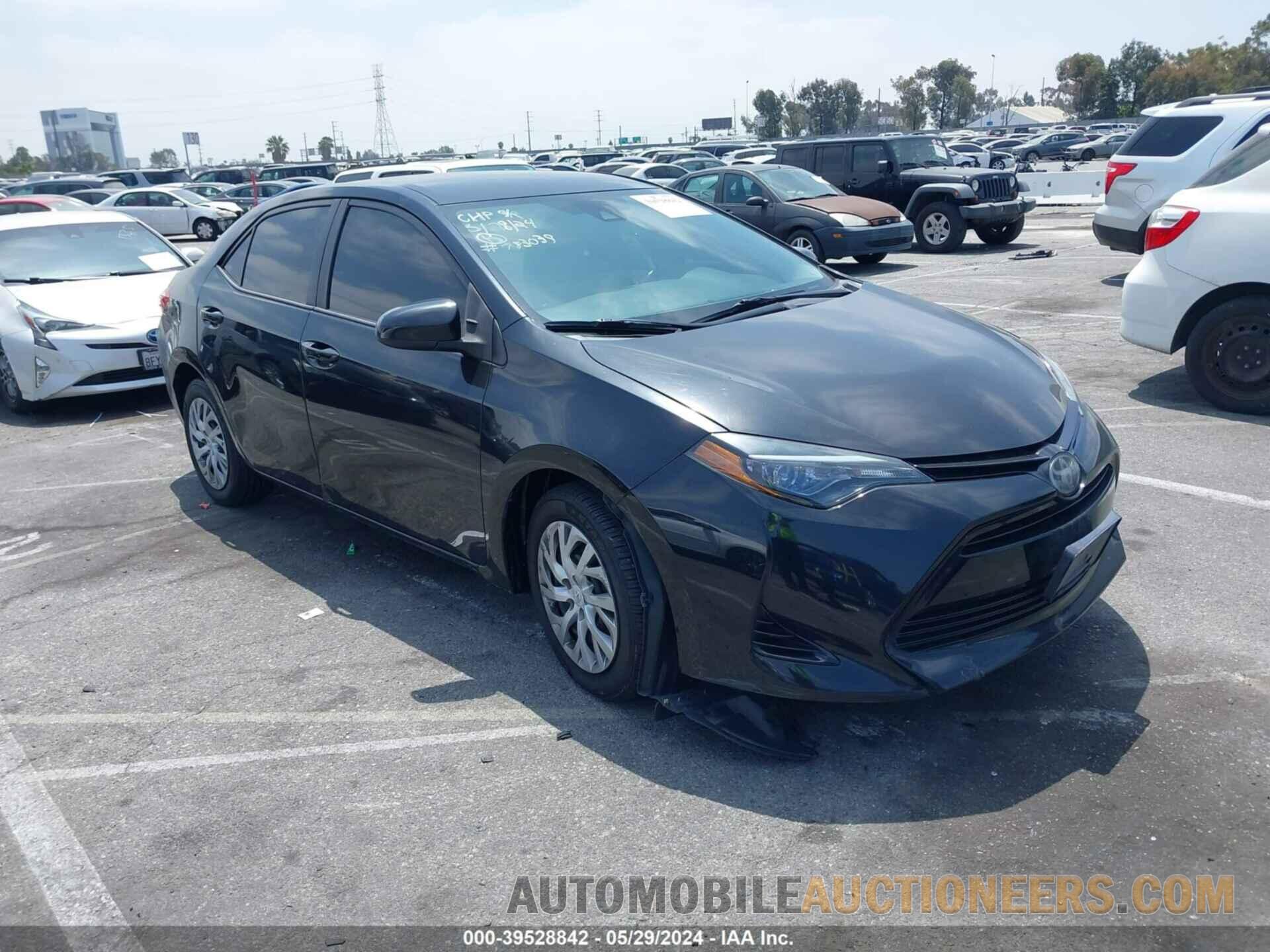 5YFBURHE4JP78C039 TOYOTA COROLLA 2018