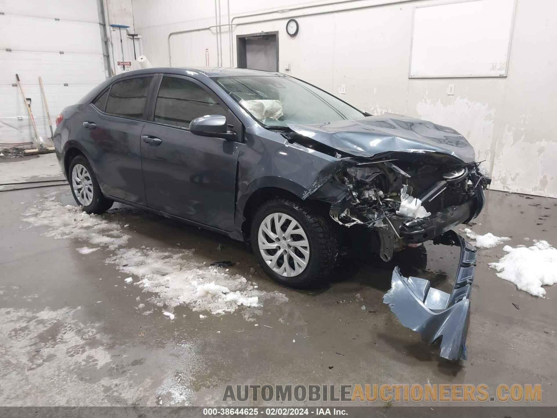 5YFBURHE5JP810975 TOYOTA COROLLA 2018