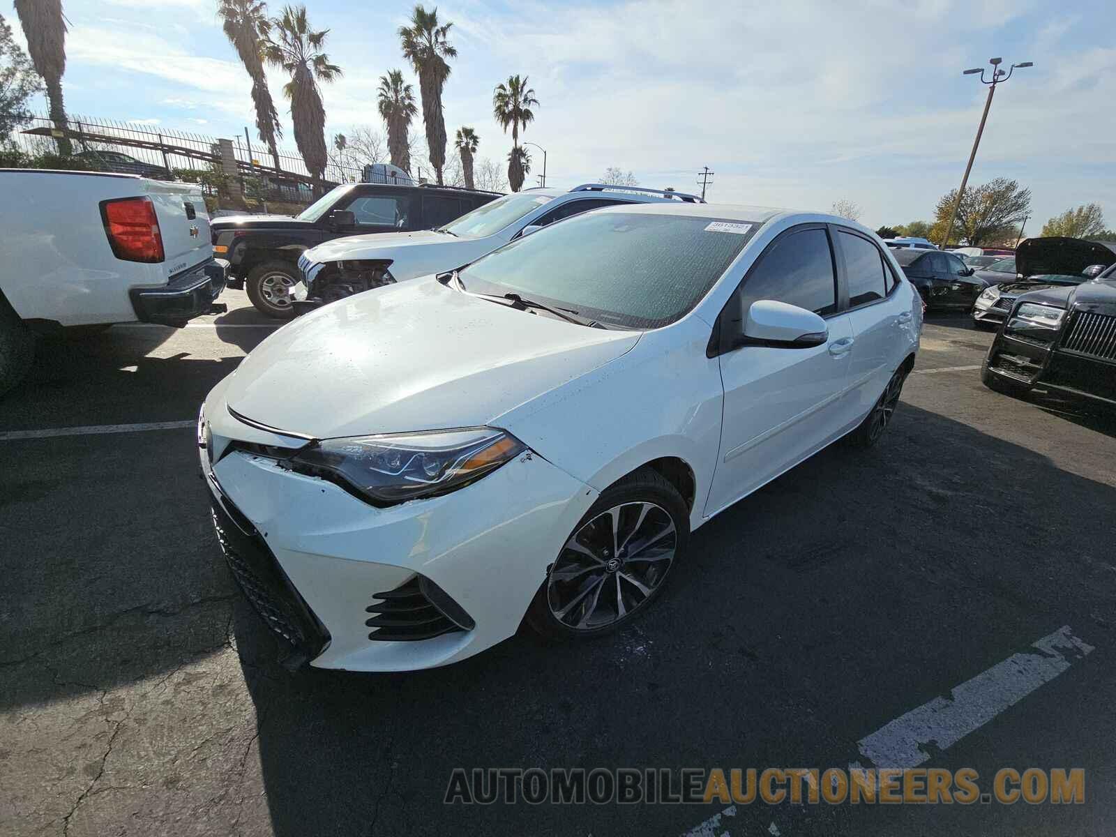 5YFBURHE5JP813813 Toyota Corolla 2018