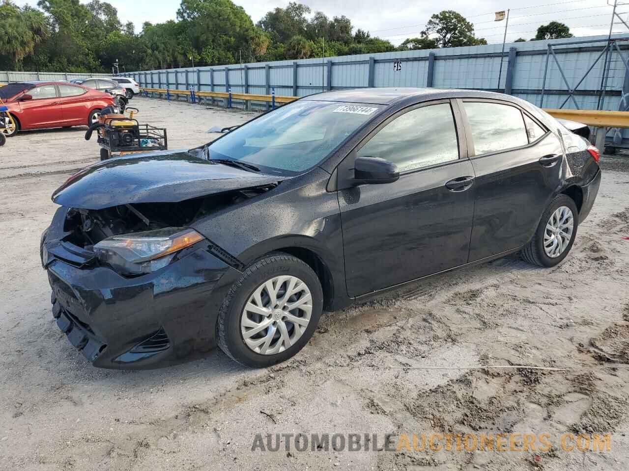 5YFBURHE5JP821880 TOYOTA COROLLA 2018