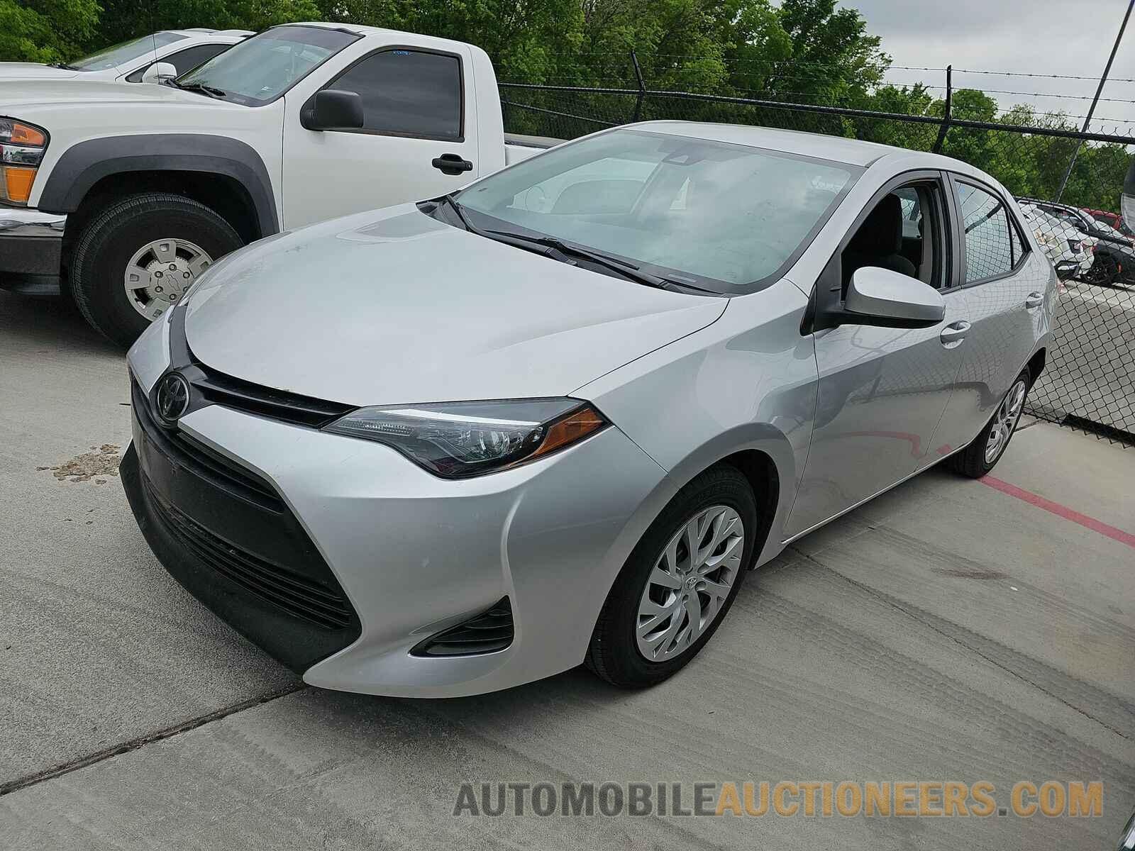 5YFBURHE6KP912657 Toyota Corolla LE 2019