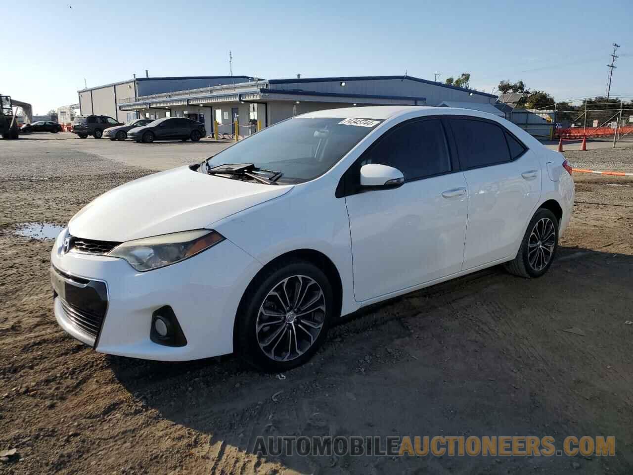 5YFBURHE7FP184143 TOYOTA COROLLA 2015