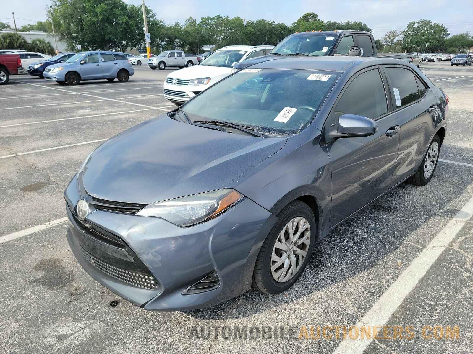 5YFBURHE8HP729186 Toyota Corolla 2017