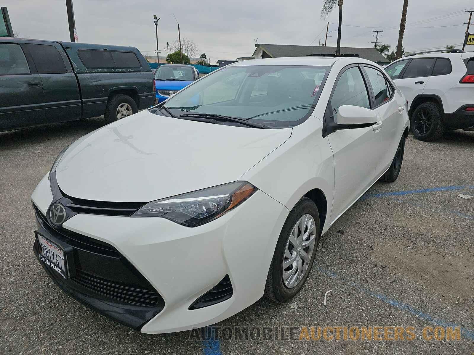 5YFBURHE8JP767054 Toyota Corolla LE 2018