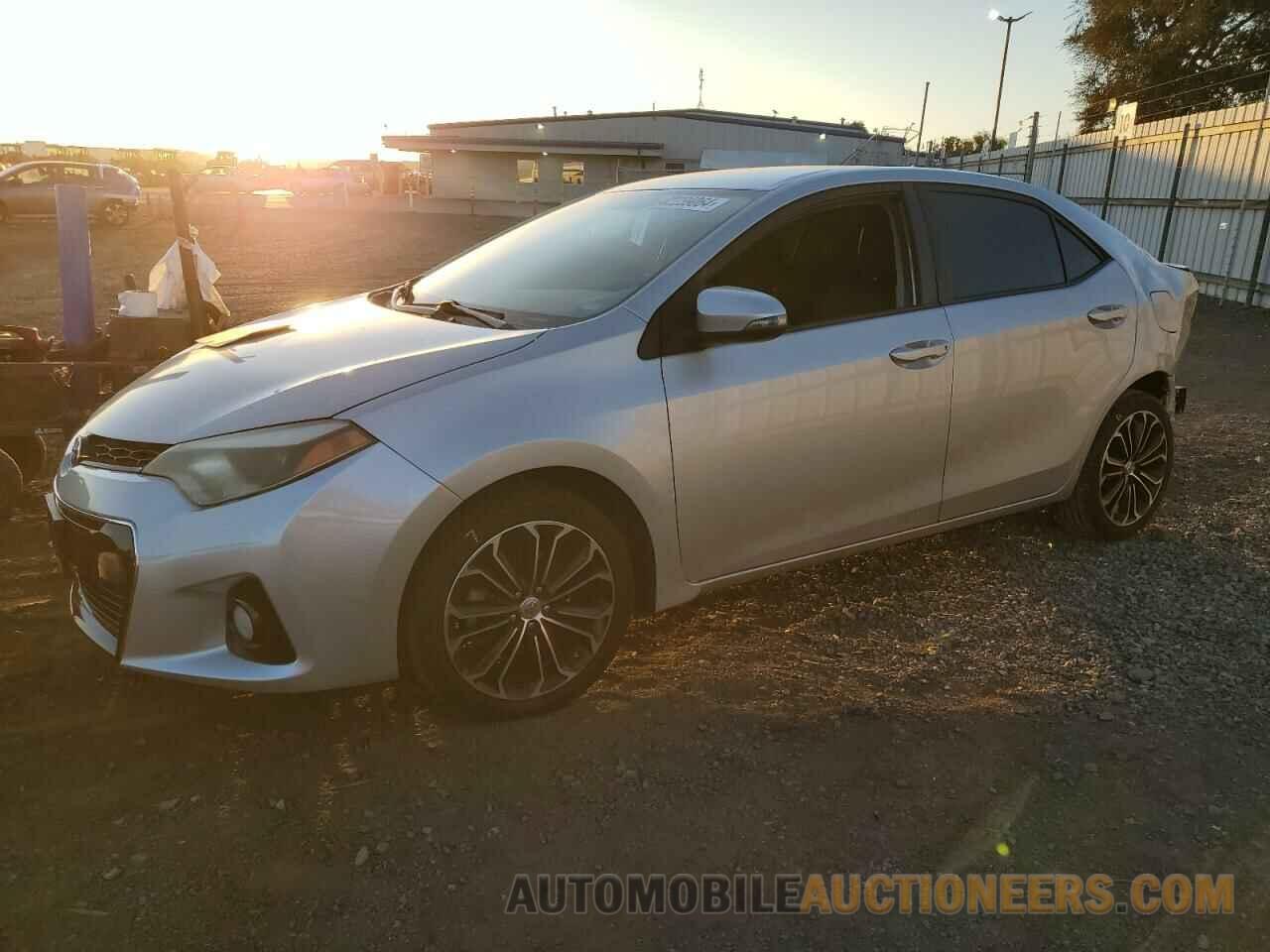 5YFBURHEXFP224487 TOYOTA COROLLA 2015