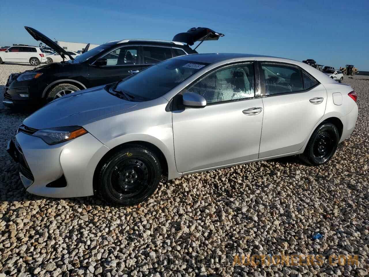 5YFBURHEXHP580697 TOYOTA COROLLA 2017