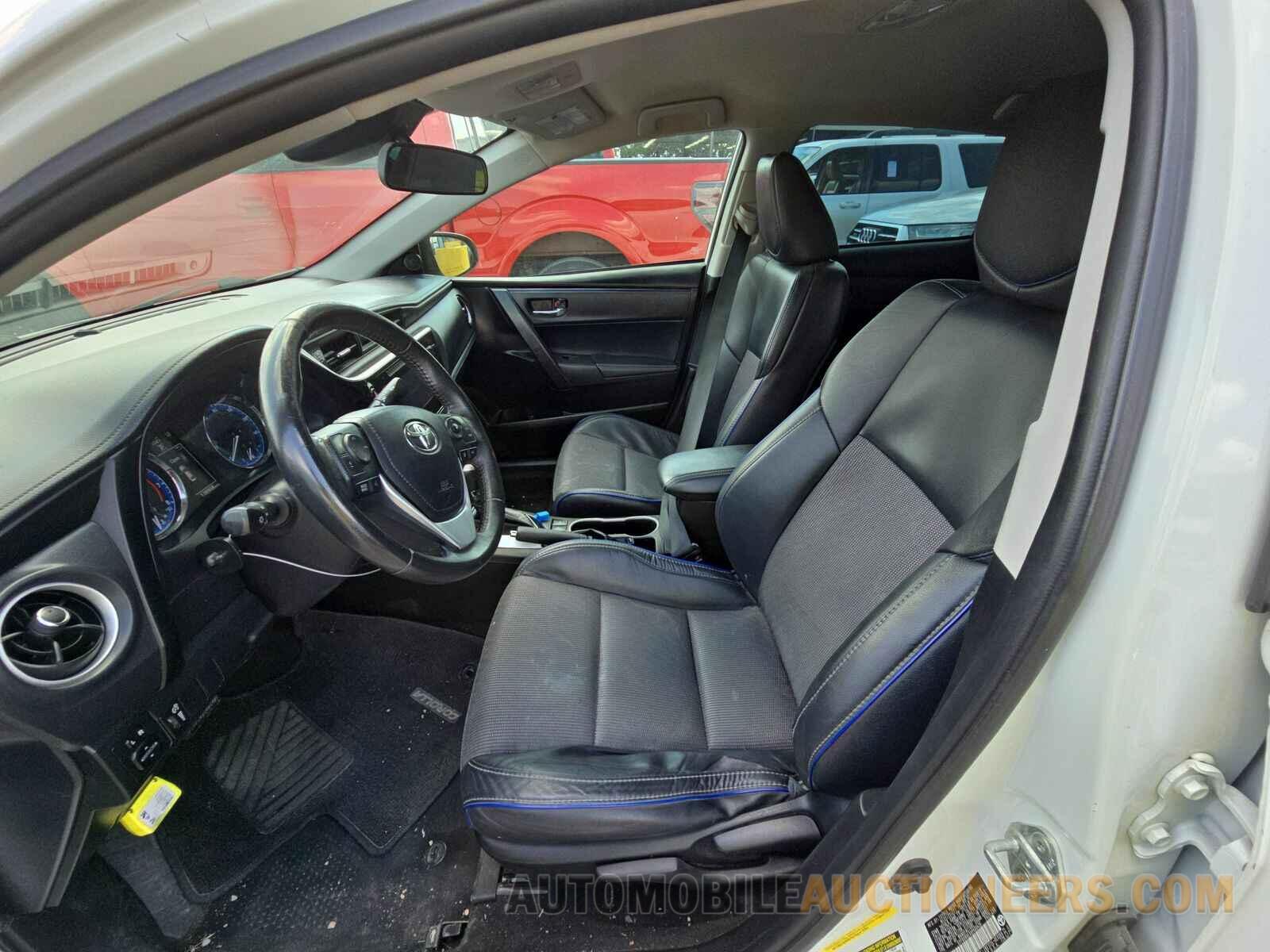 5YFBURHEXHP660436 Toyota Corolla 2017