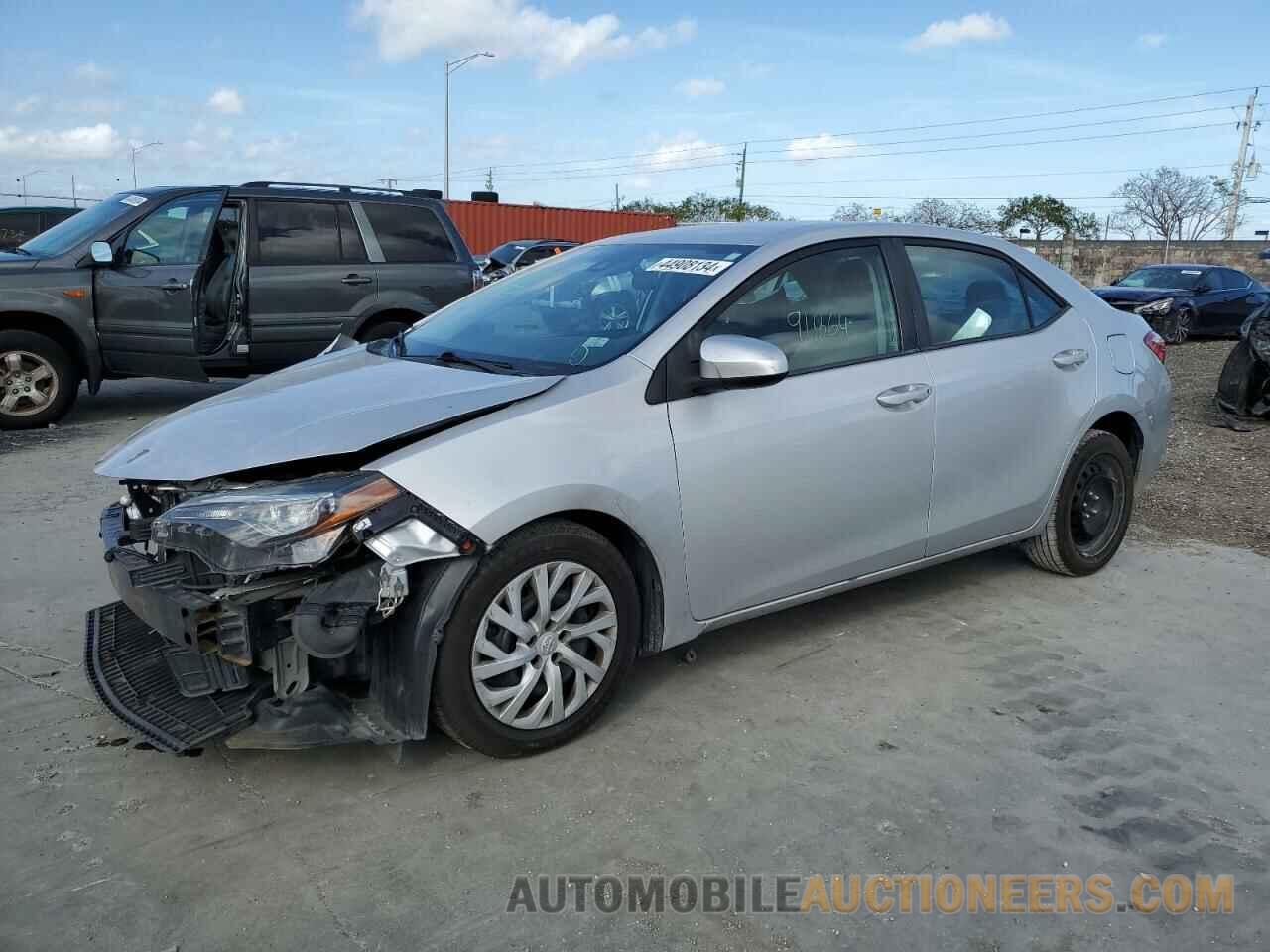 5YFBURHEXHP676863 TOYOTA COROLLA 2017