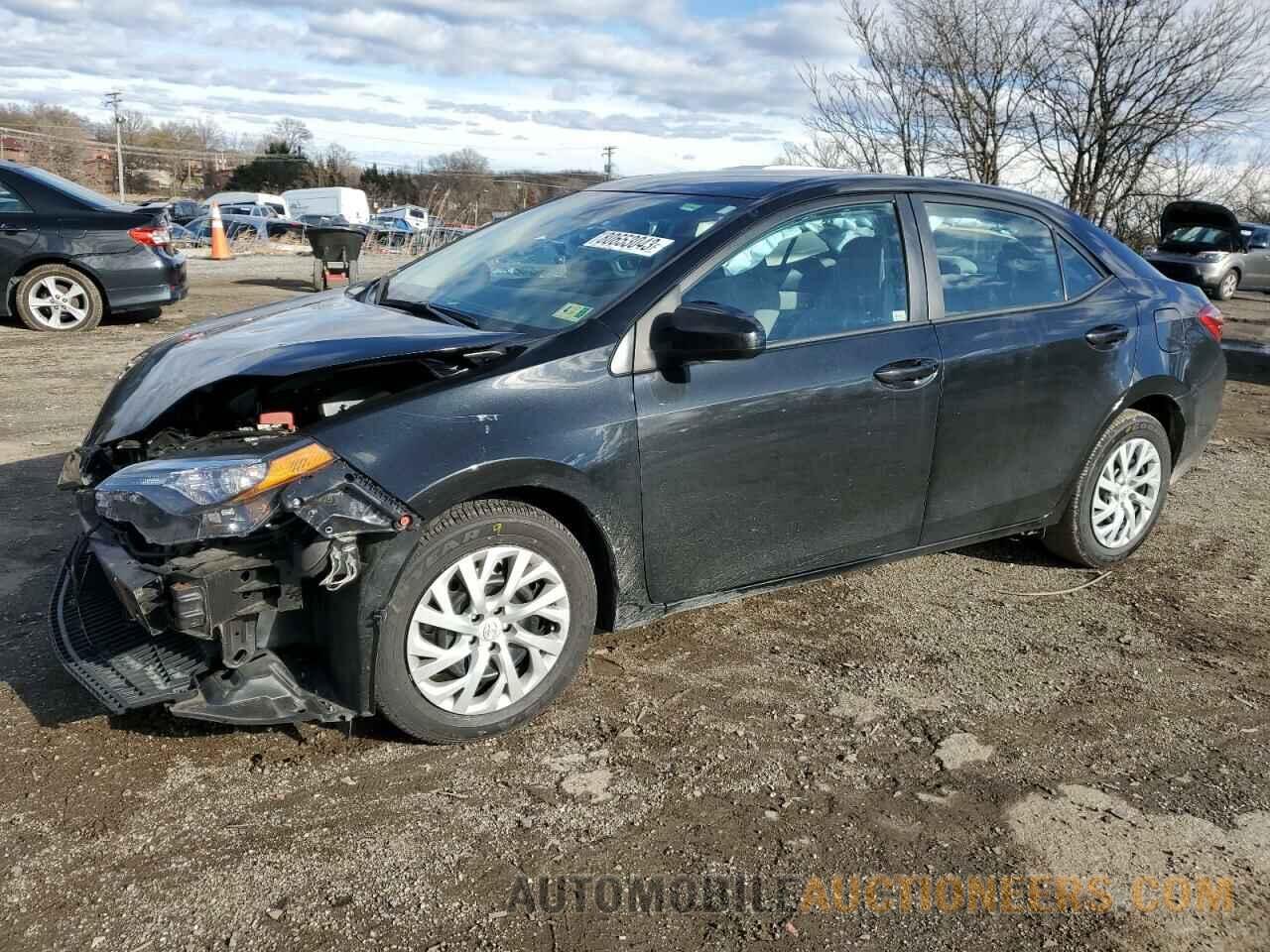 5YFBURHEXJP824273 TOYOTA COROLLA 2018