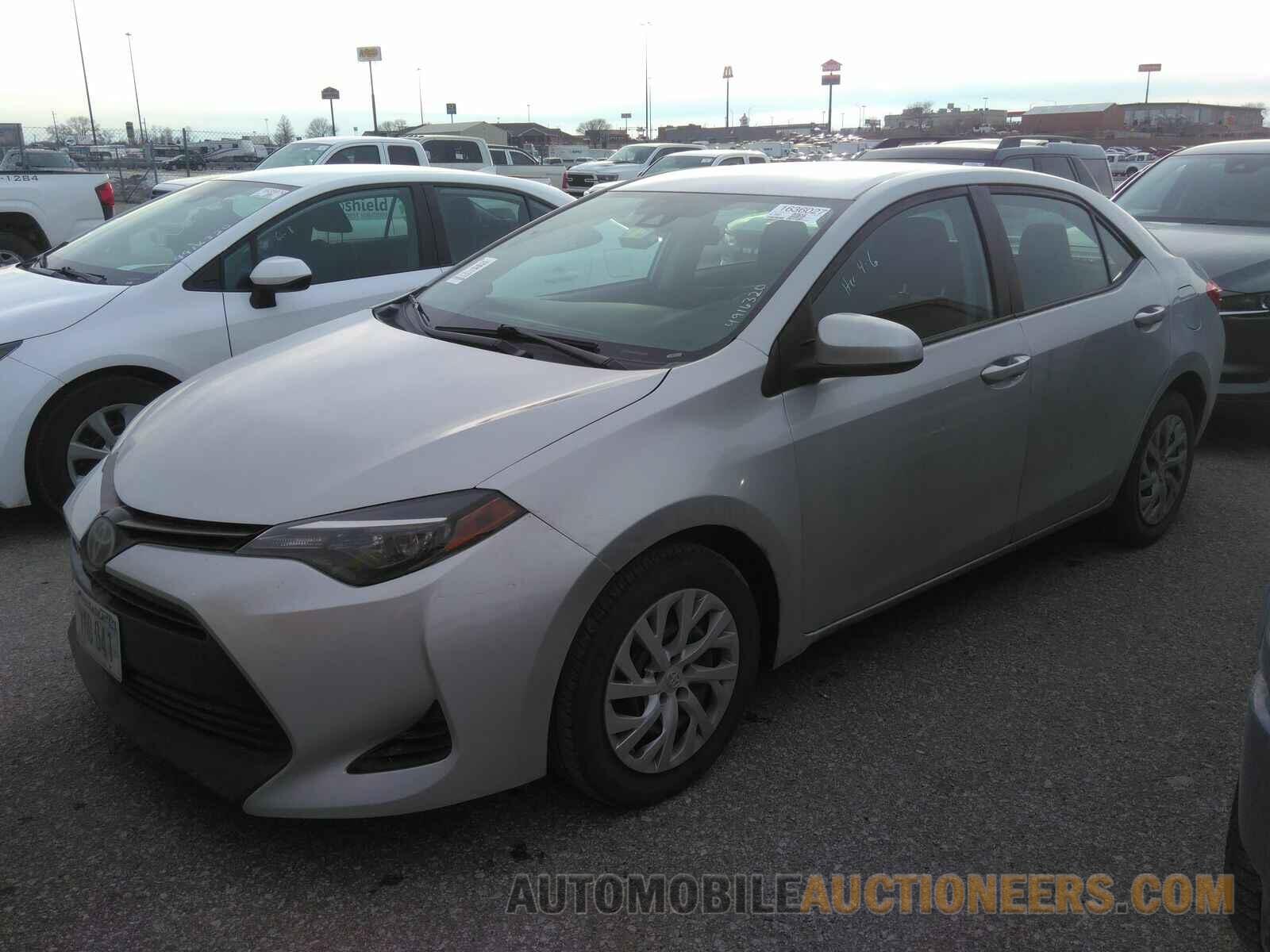 5YFBURHEXKP940977 Toyota Corolla LE 2019