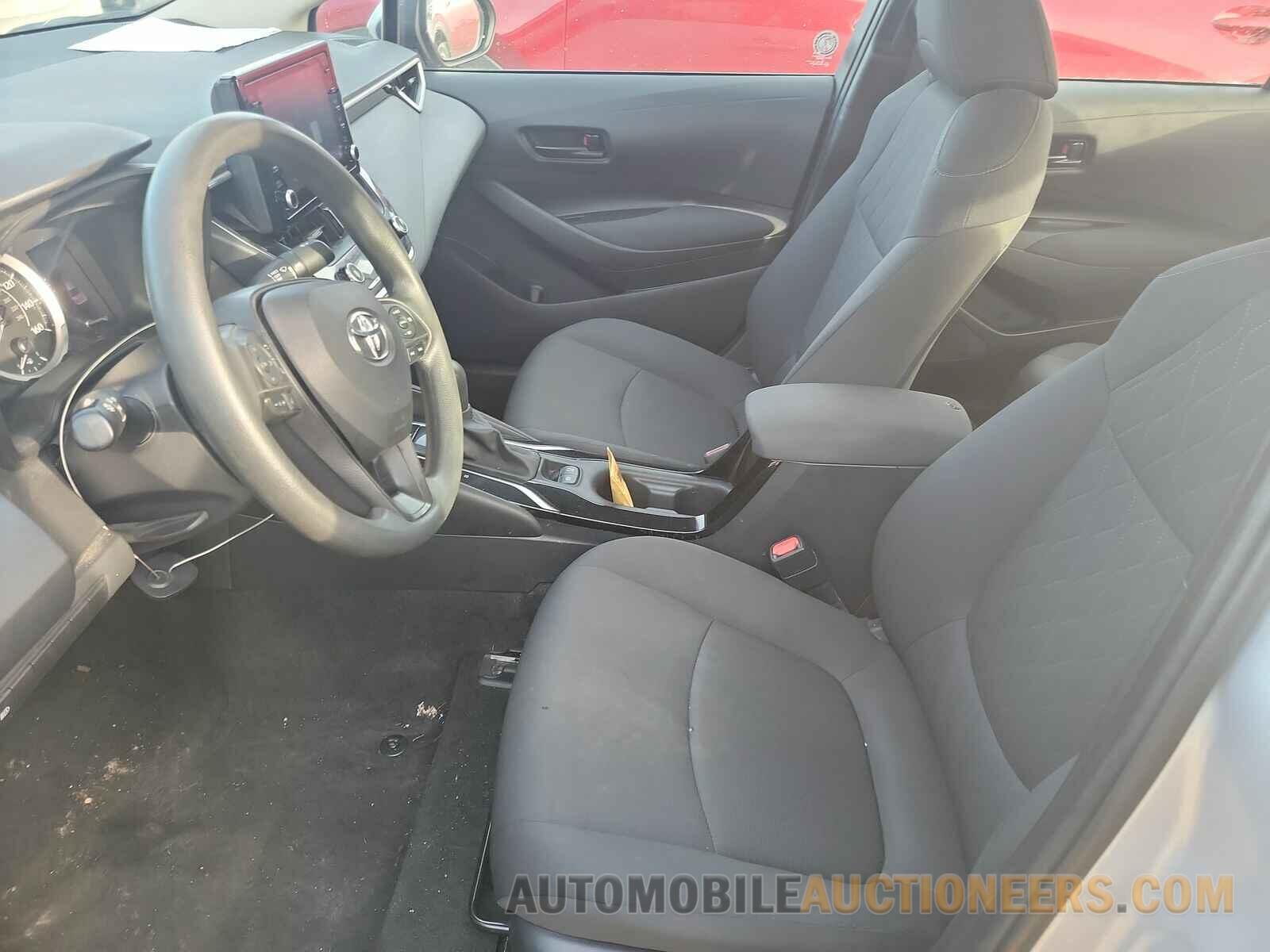 5YFEPMAE0NP293429 Toyota Corolla LE 2022