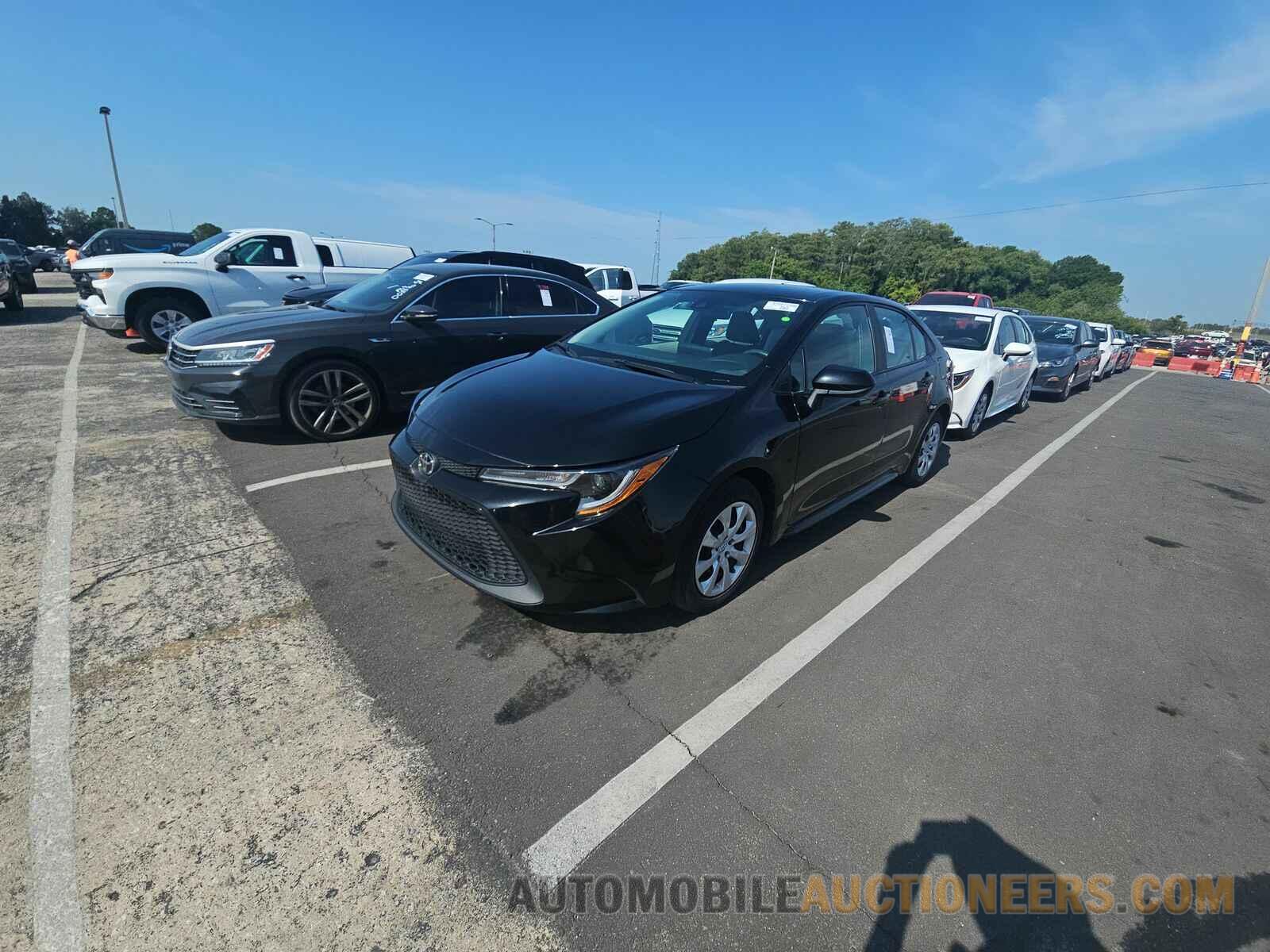 5YFEPMAE4NP296897 Toyota Corolla LE 2022