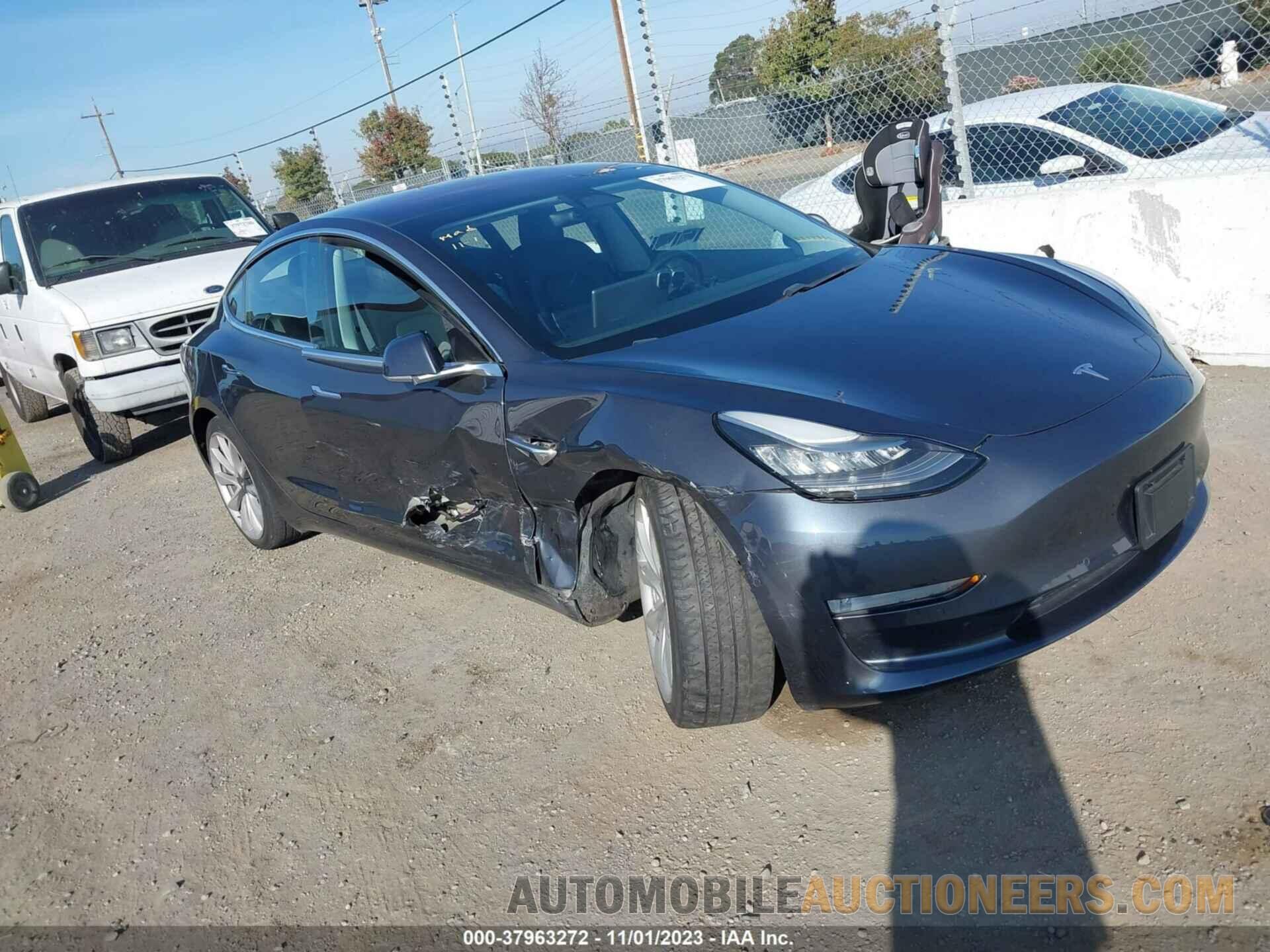 5YJ3E1EA0JF003313 TESLA MODEL 3 2018