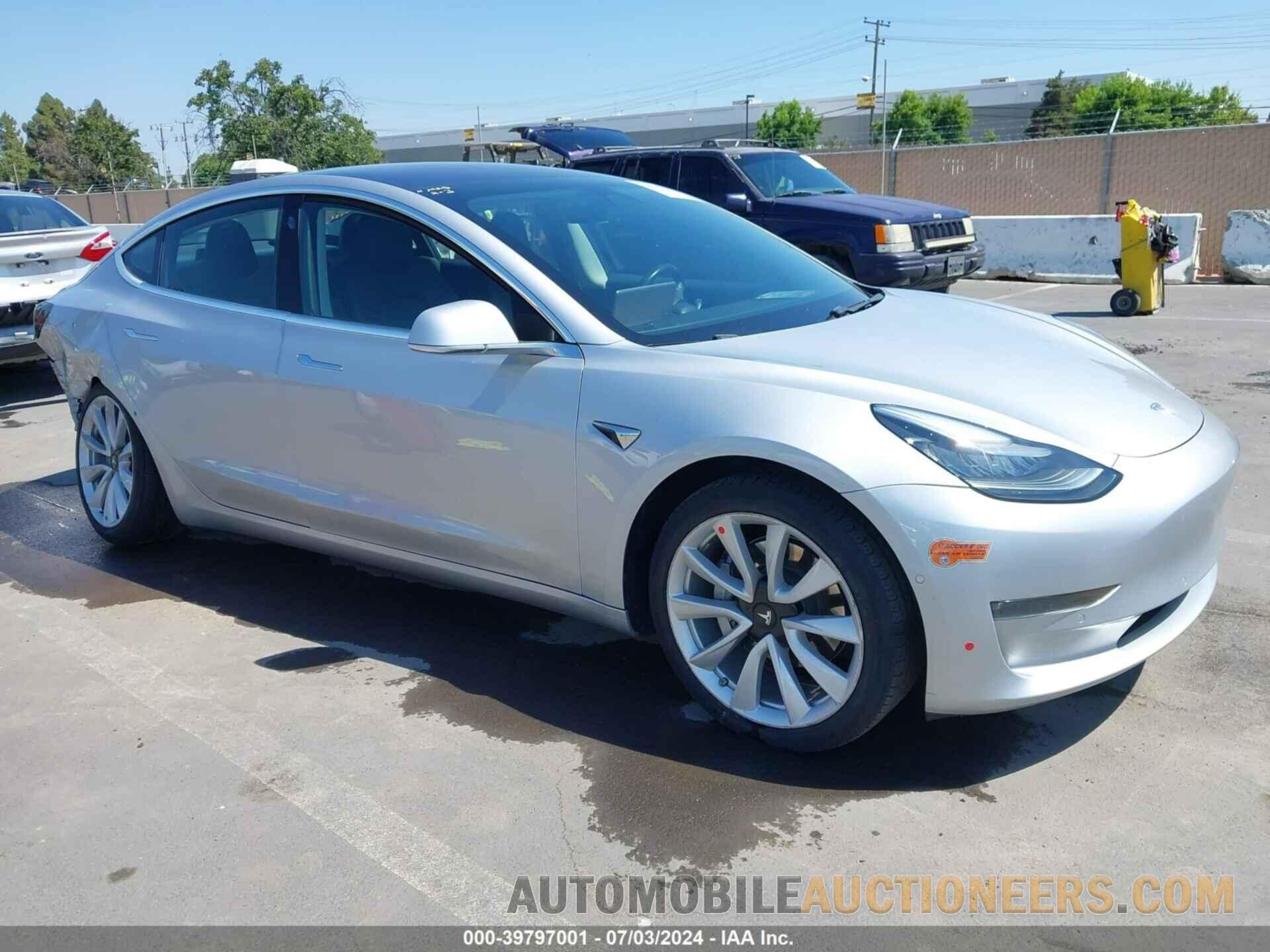 5YJ3E1EA0JF003473 TESLA MODEL 3 2018