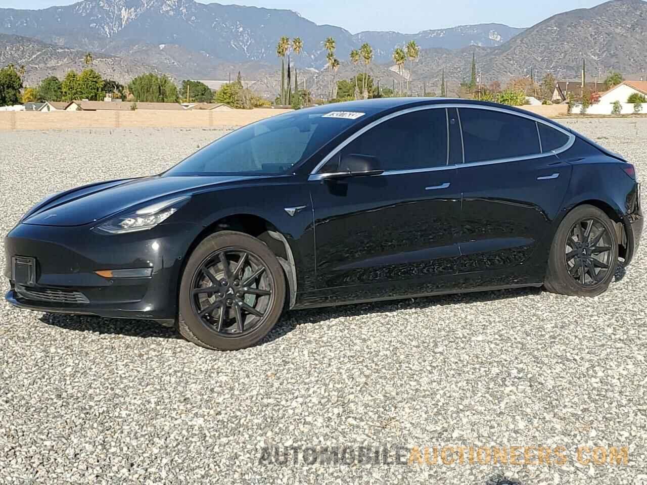 5YJ3E1EA0JF003859 TESLA MODEL 3 2018