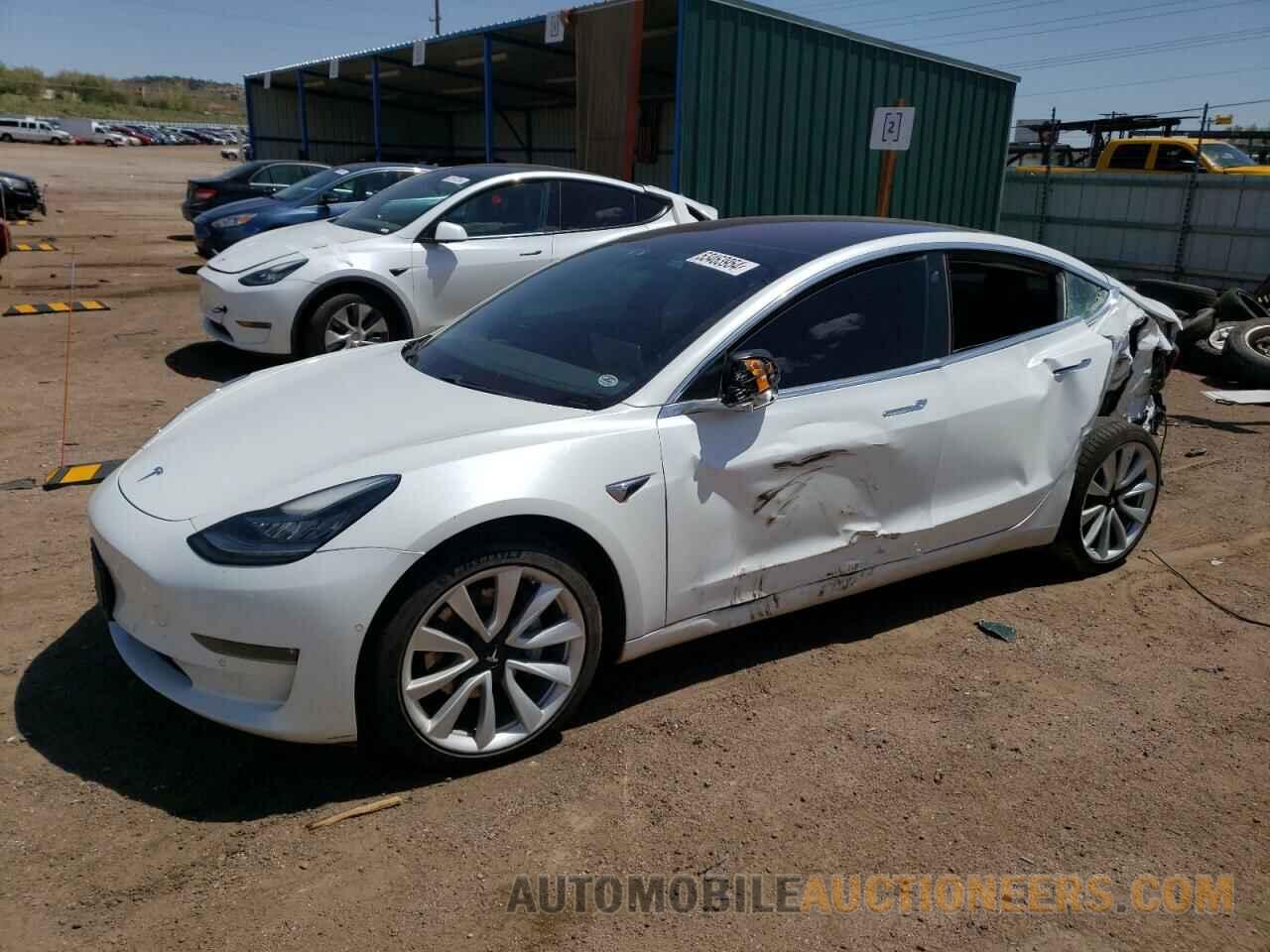 5YJ3E1EA0JF009998 TESLA MODEL 3 2018