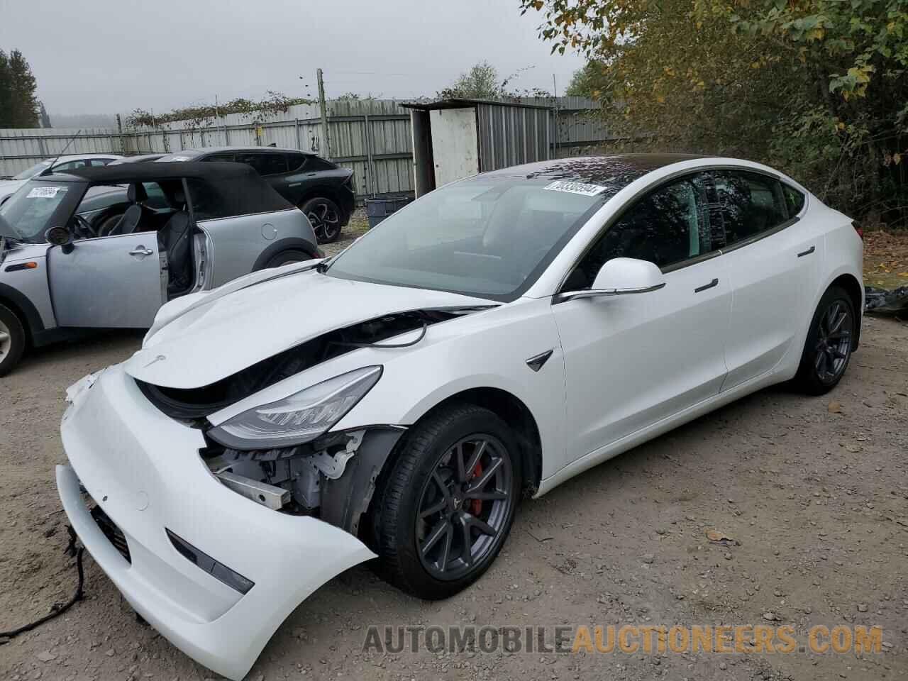 5YJ3E1EA0JF019687 TESLA MODEL 3 2018