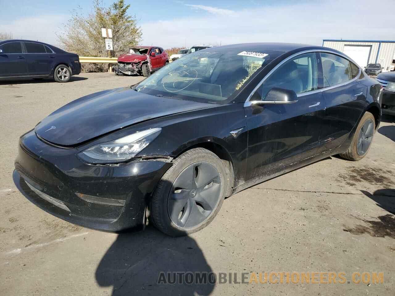 5YJ3E1EA0JF026400 TESLA MODEL 3 2018