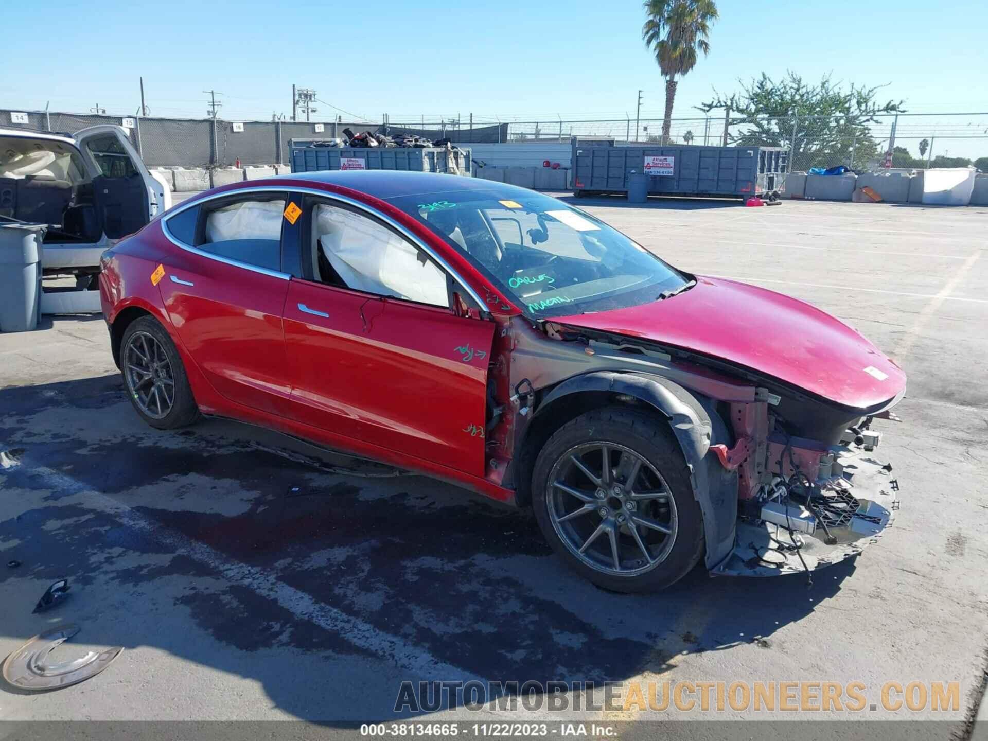 5YJ3E1EA0JF027580 TESLA MODEL 3 2018