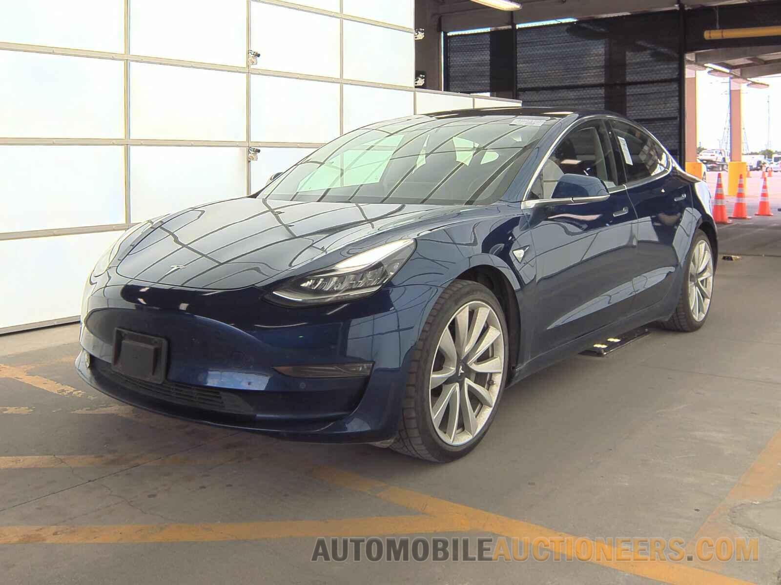 5YJ3E1EA0JF031869 Tesla Model 3 2018