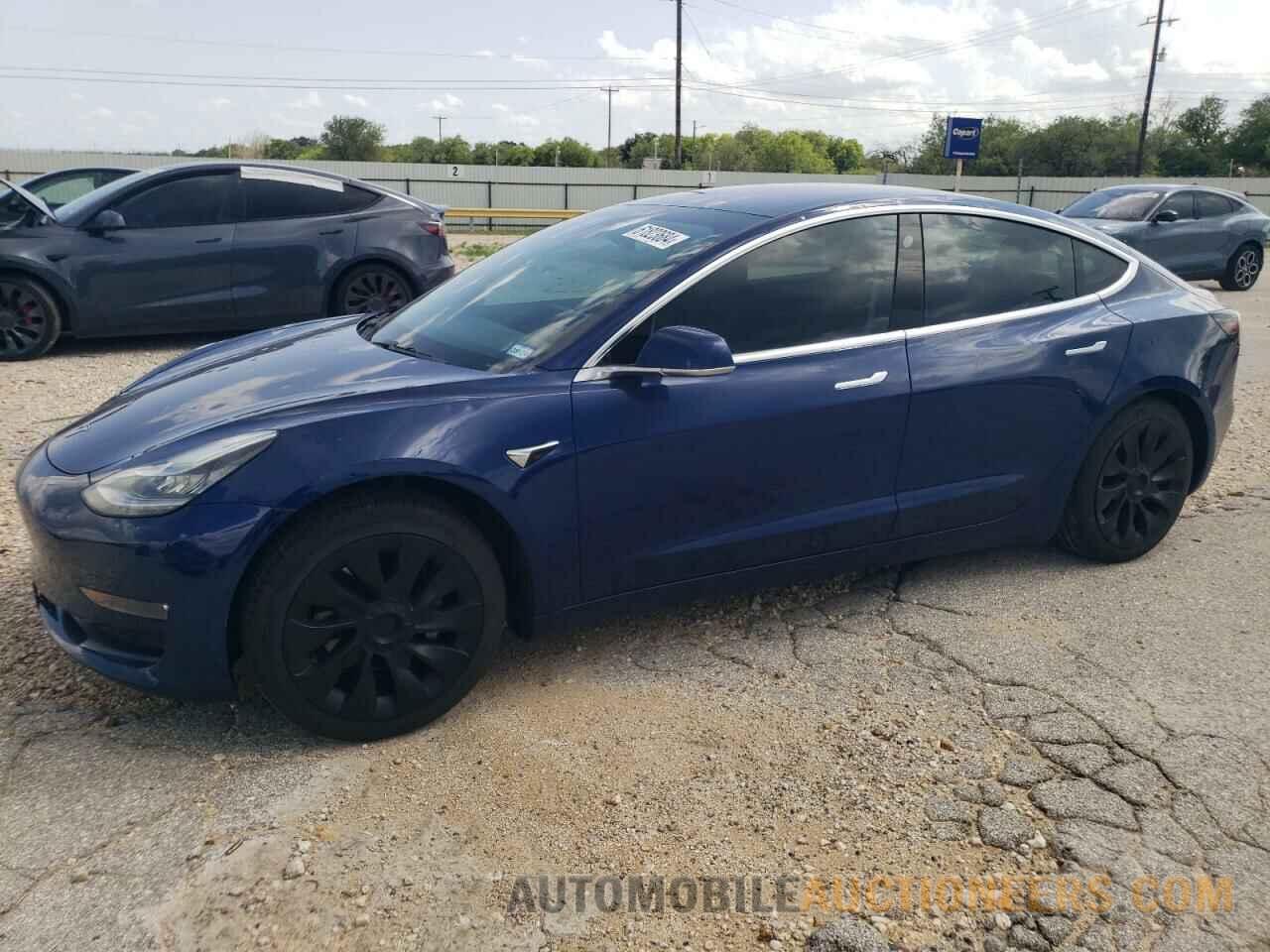 5YJ3E1EA0JF038580 TESLA MODEL 3 2018