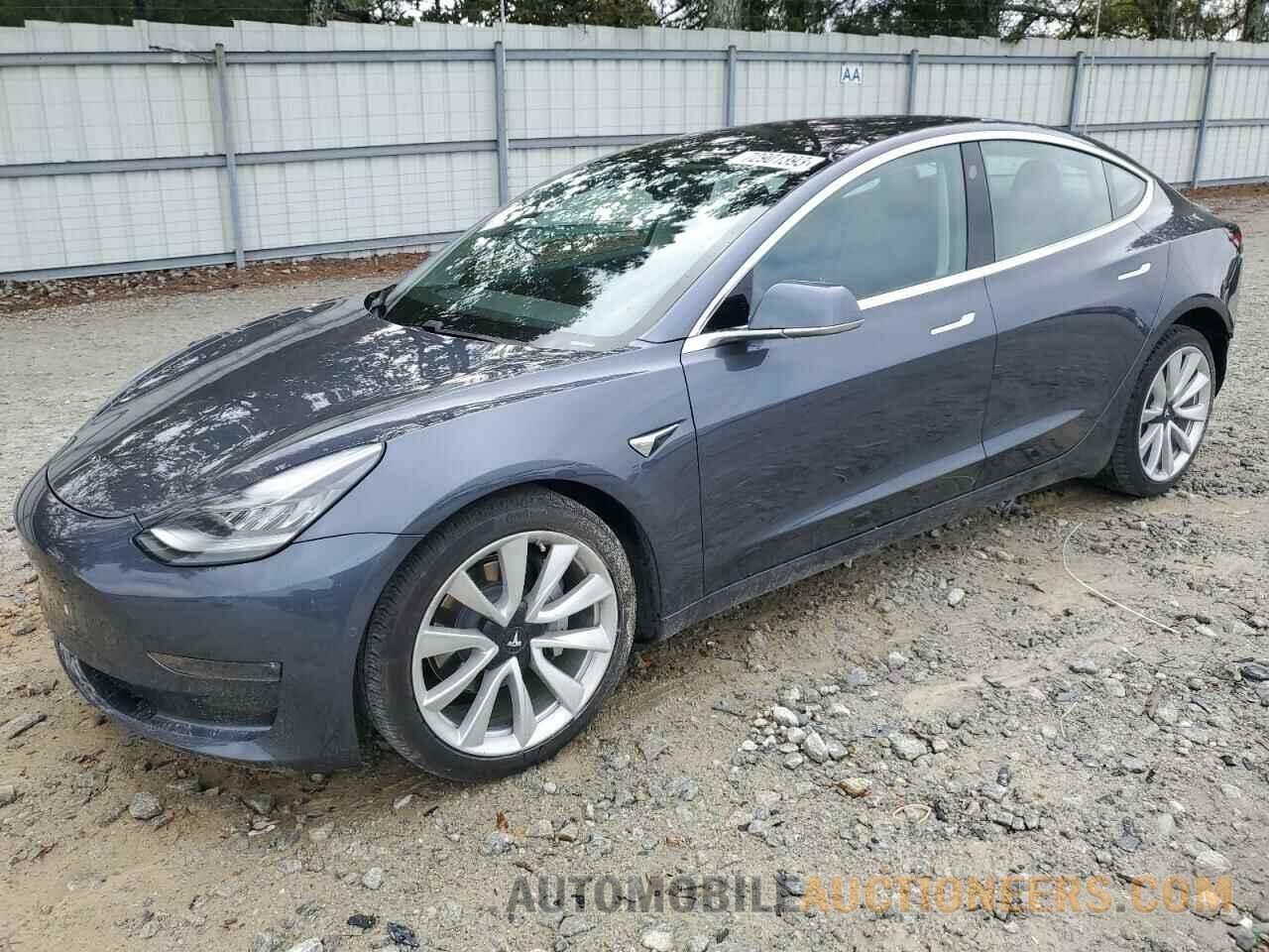 5YJ3E1EA0JF042497 TESLA MODEL 3 2018