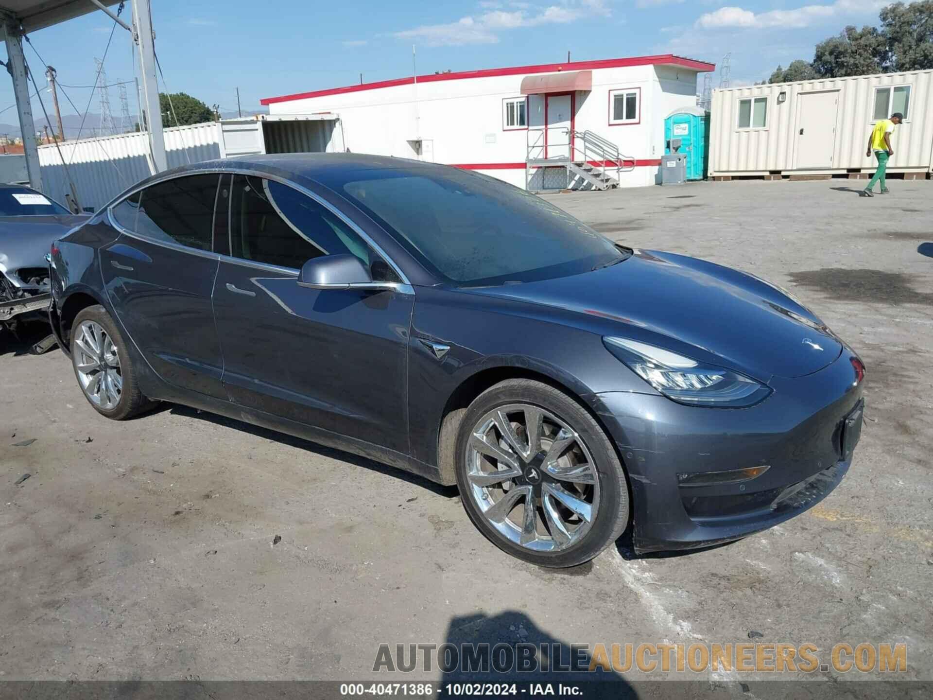 5YJ3E1EA0JF045481 TESLA MODEL 3 2018