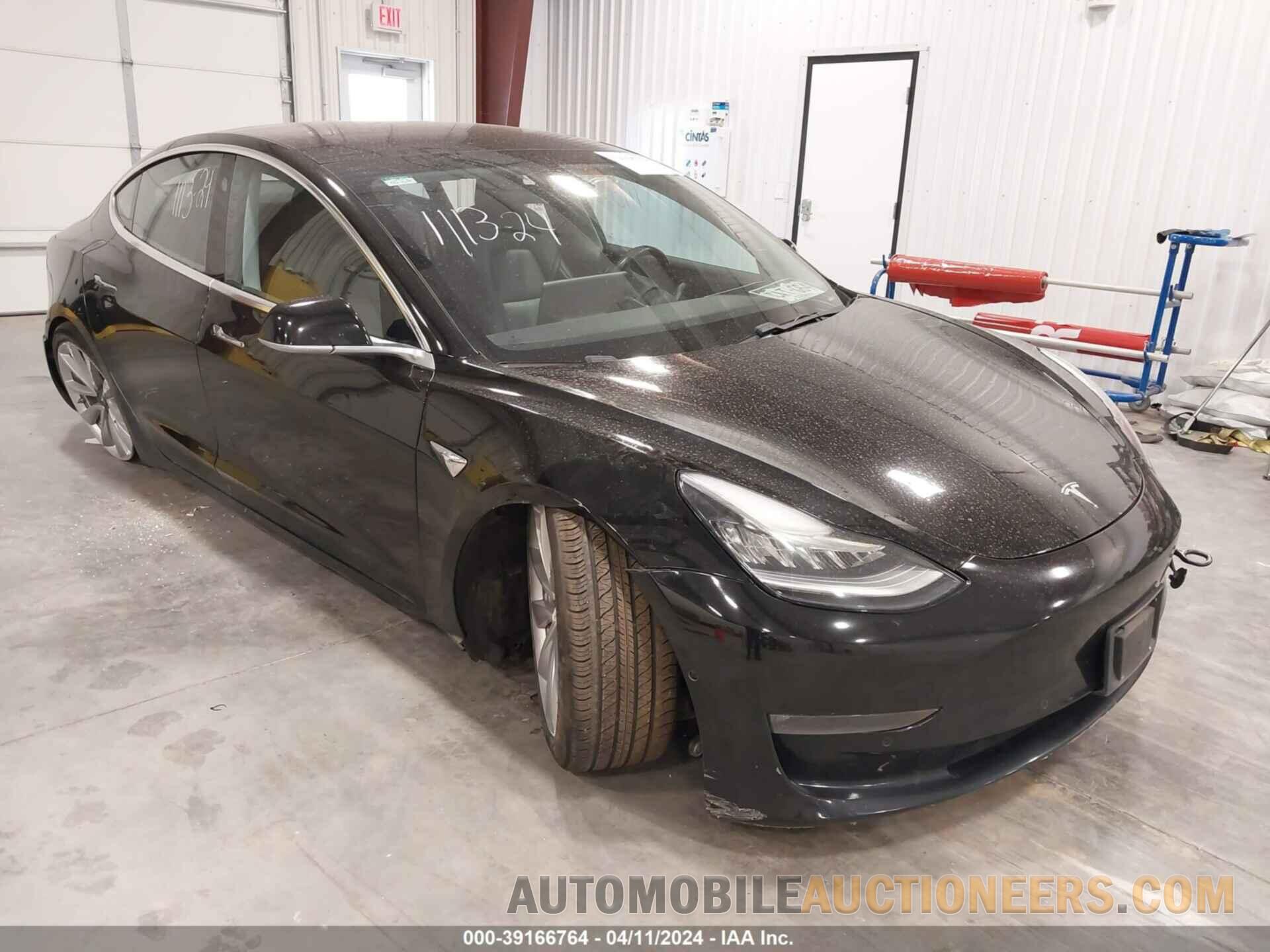 5YJ3E1EA0JF047554 TESLA MODEL 3 2018